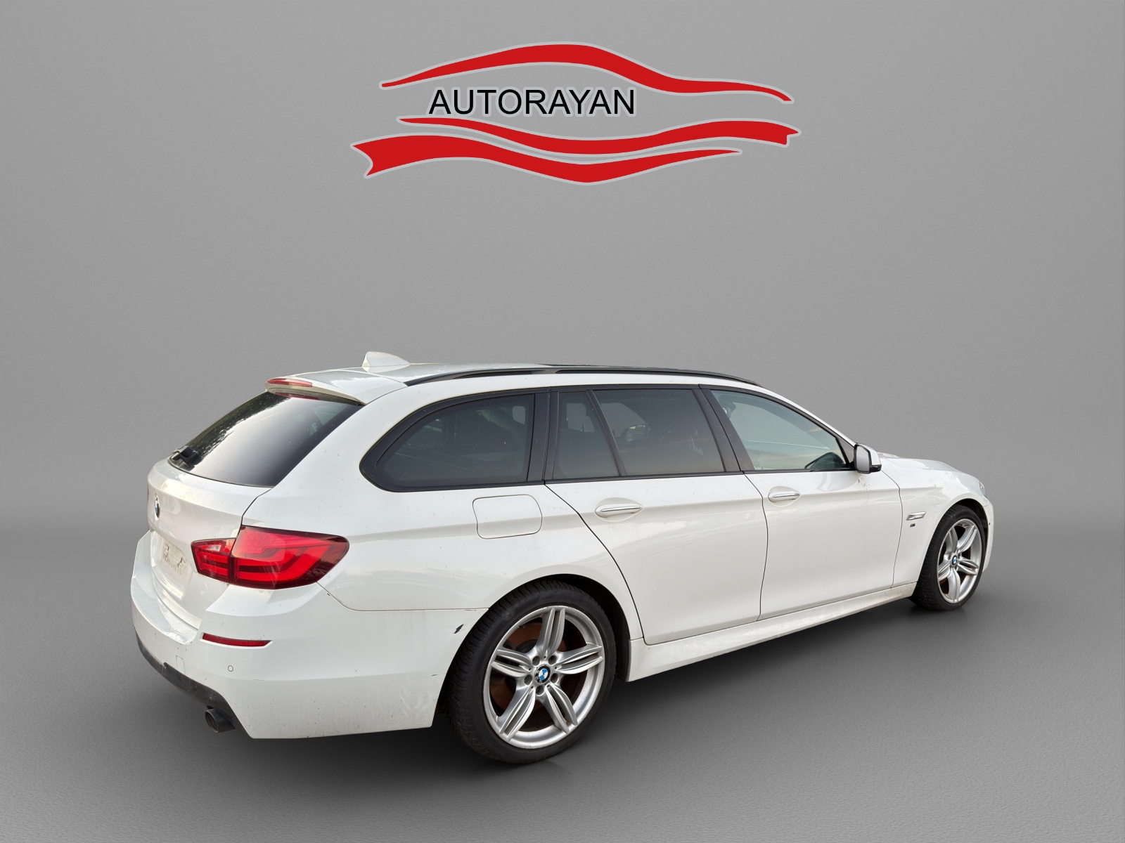BMW 535d xDrive Touring Steptronic-image-4