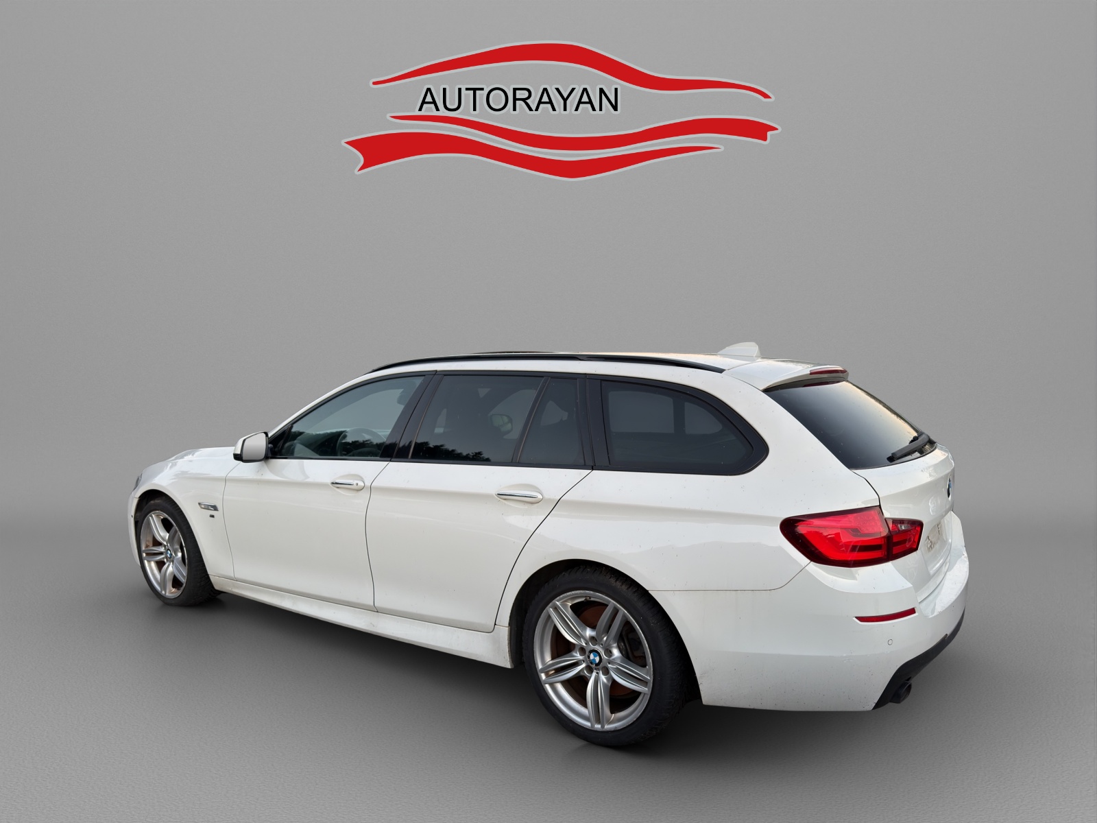 BMW 535d xDrive Touring Steptronic-image-5