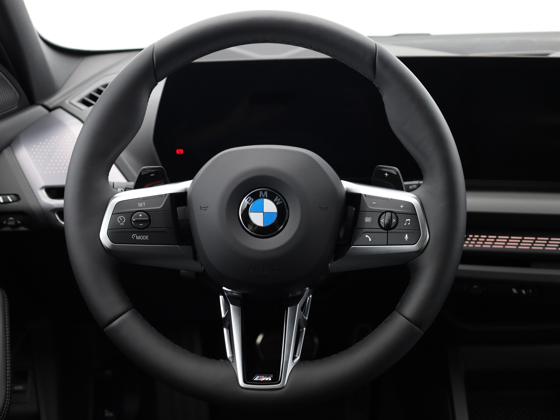 BMW 1er Reihe F70 120d-image-19