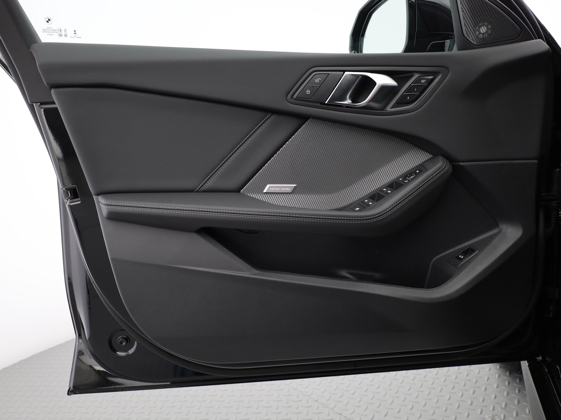 BMW 1er Reihe F70 120d-image-9
