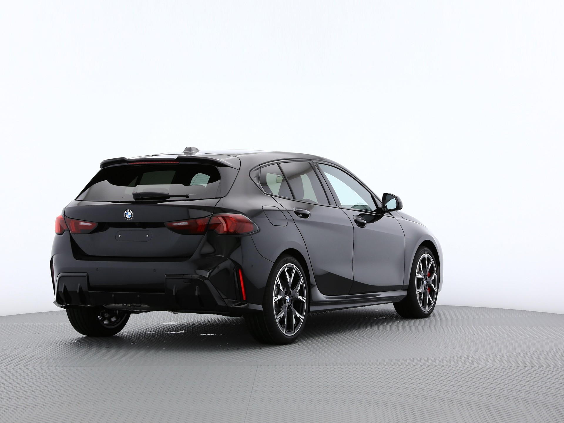 BMW 1er Reihe F70 120d-image-1