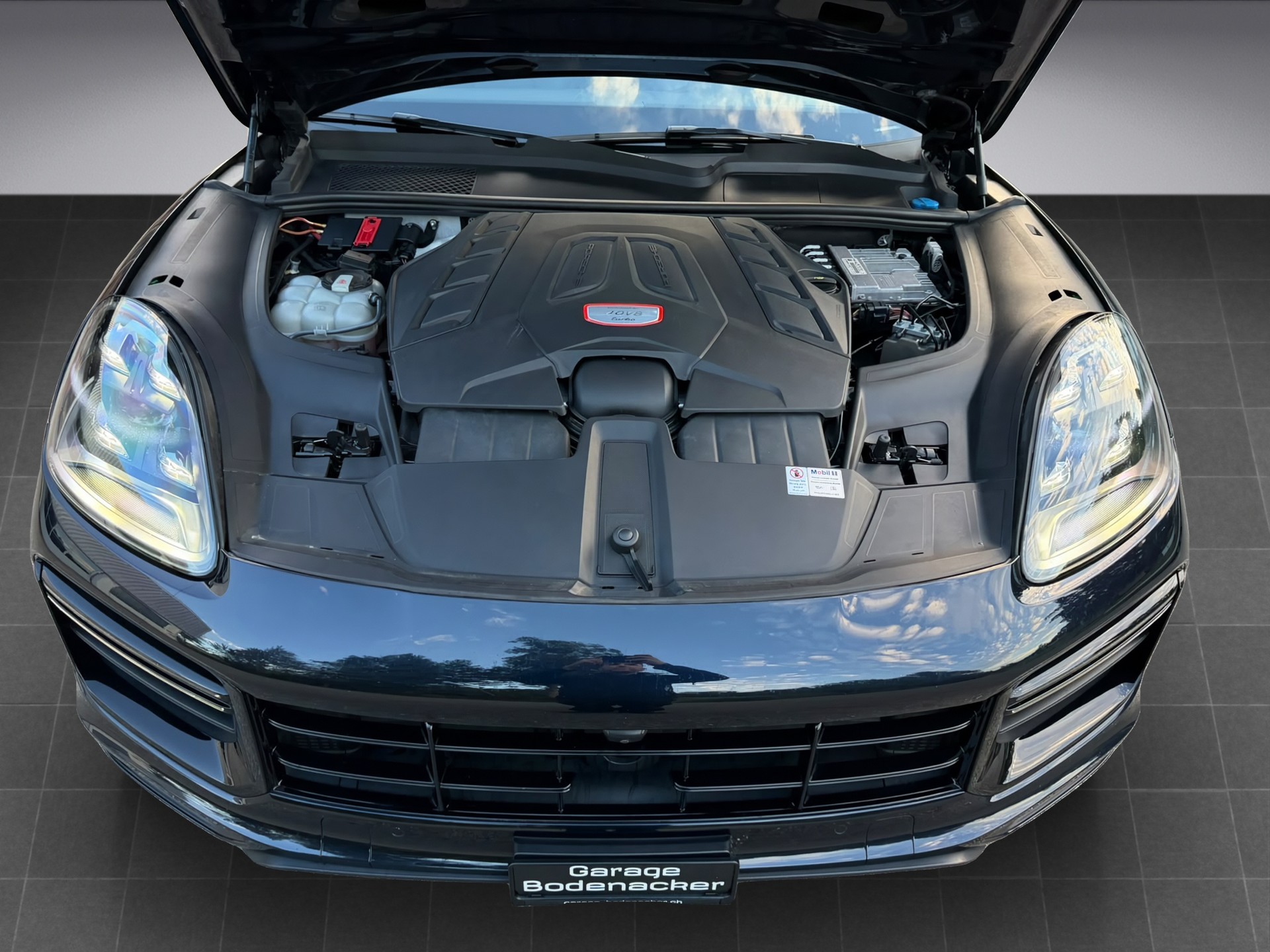 PORSCHE Cayenne Turbo 4.0 V8 Benzin 550PS-image-14