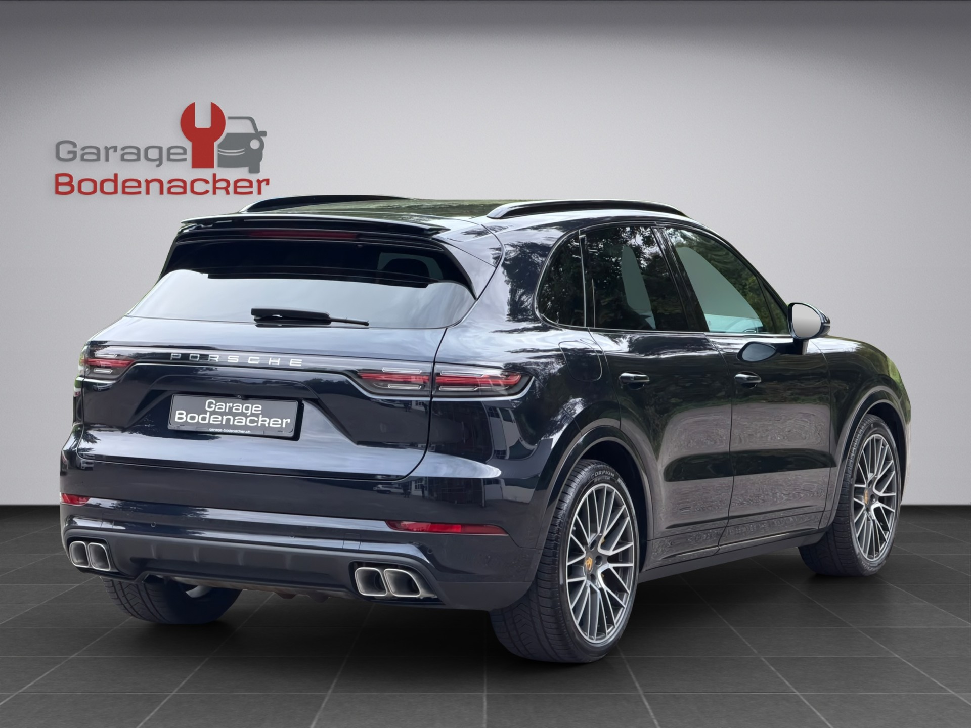 PORSCHE Cayenne Turbo 4.0 V8 Benzin 550PS-image-4