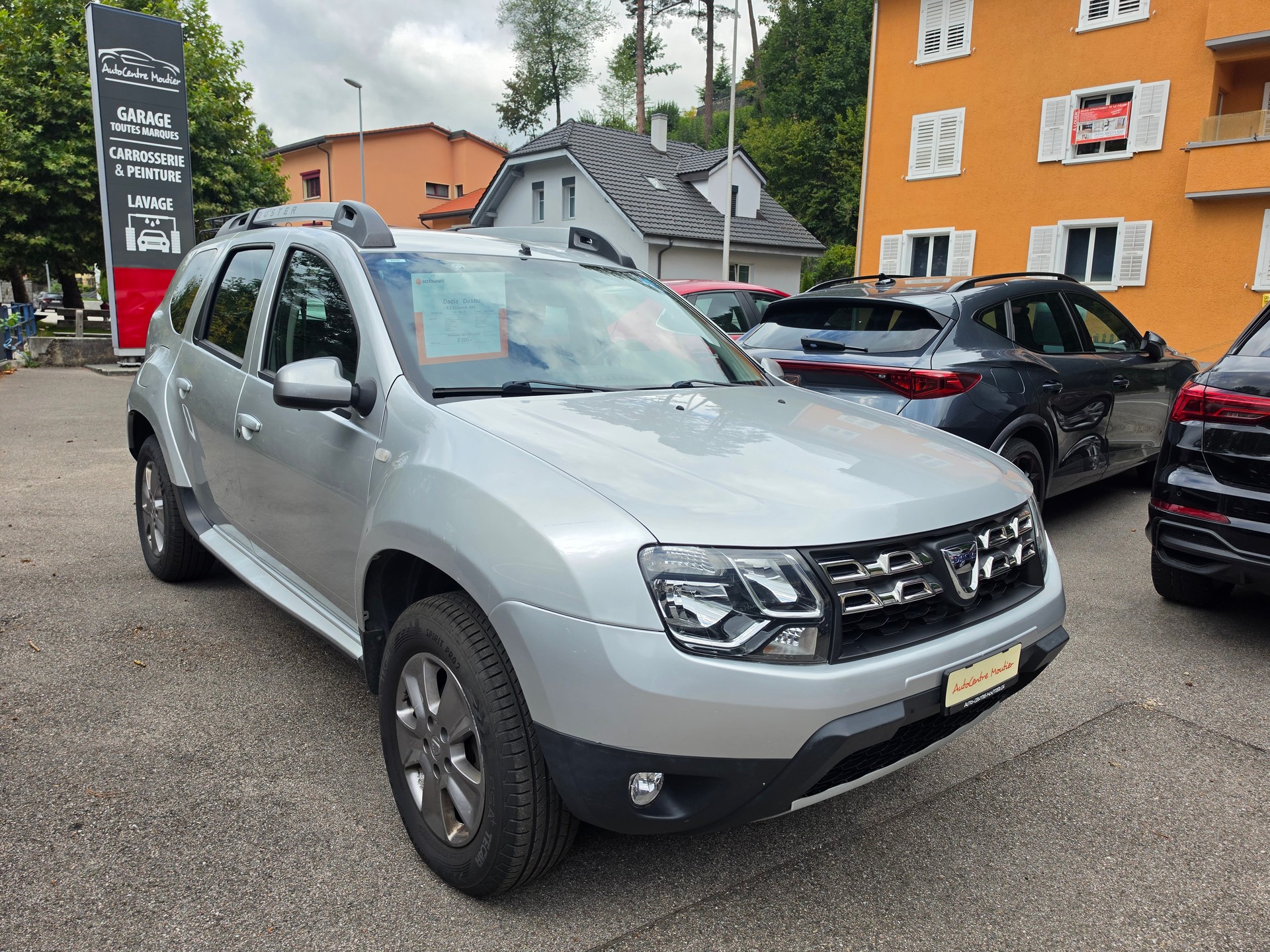 DACIA Duster 1.2 T Privilège 4x4-image-1