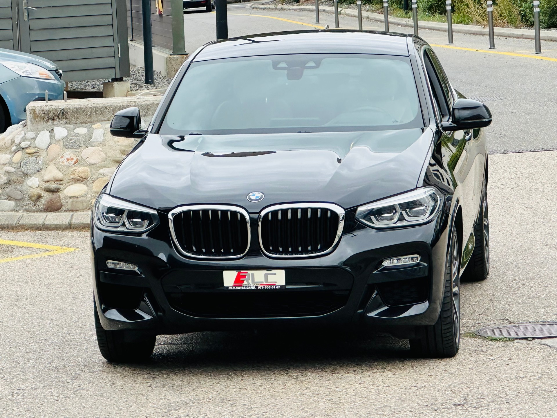 BMW X4 xDrive 20i M Sport Steptronic-image-4