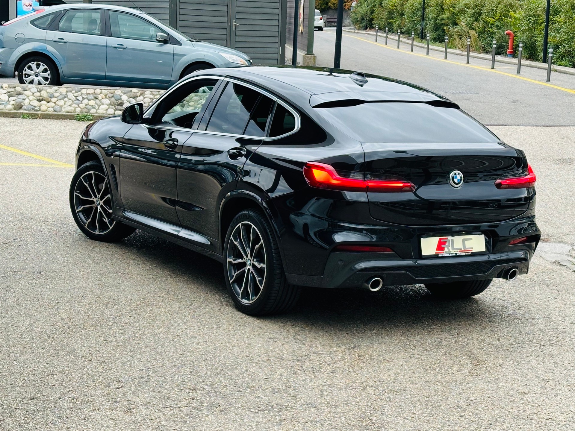 BMW X4 xDrive 20i M Sport Steptronic-image-9