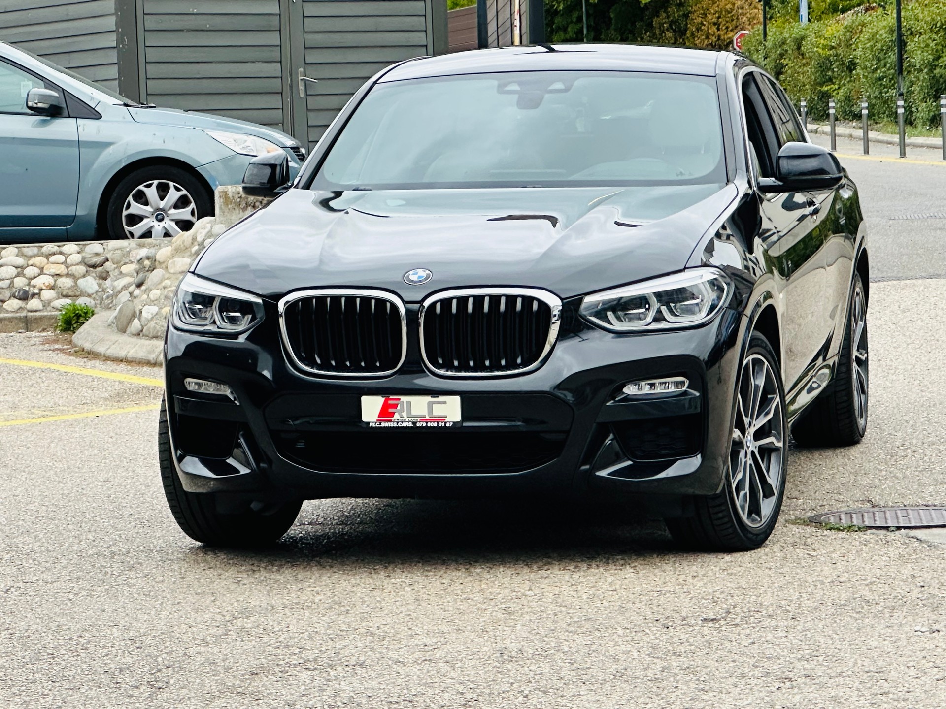 BMW X4 xDrive 20i M Sport Steptronic-image-0