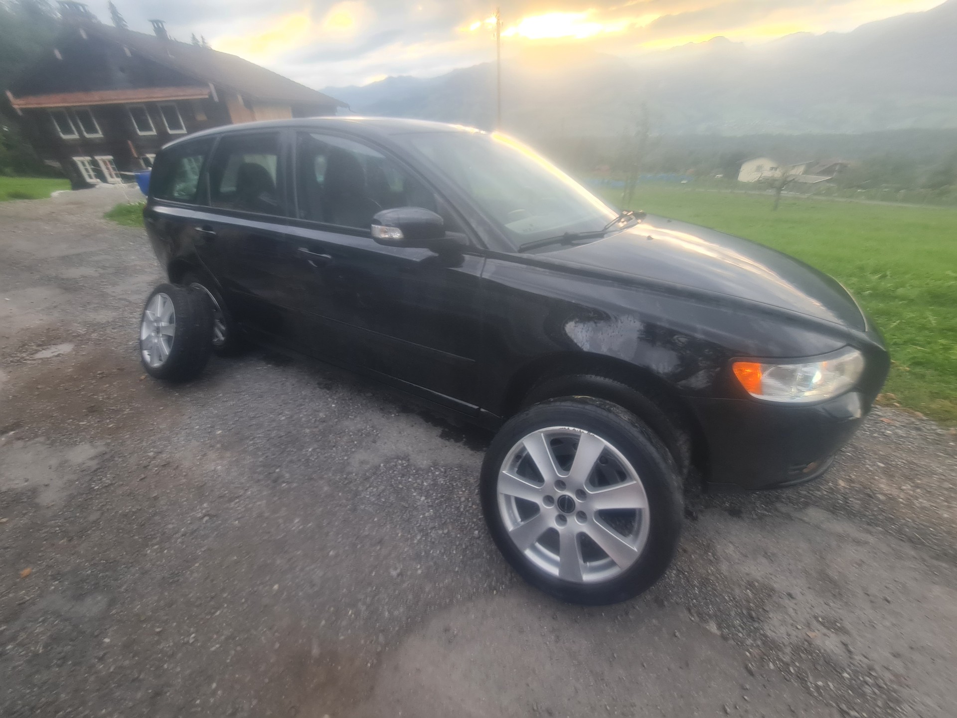 VOLVO V50 2.4 Kinetic Geartronic-image-4