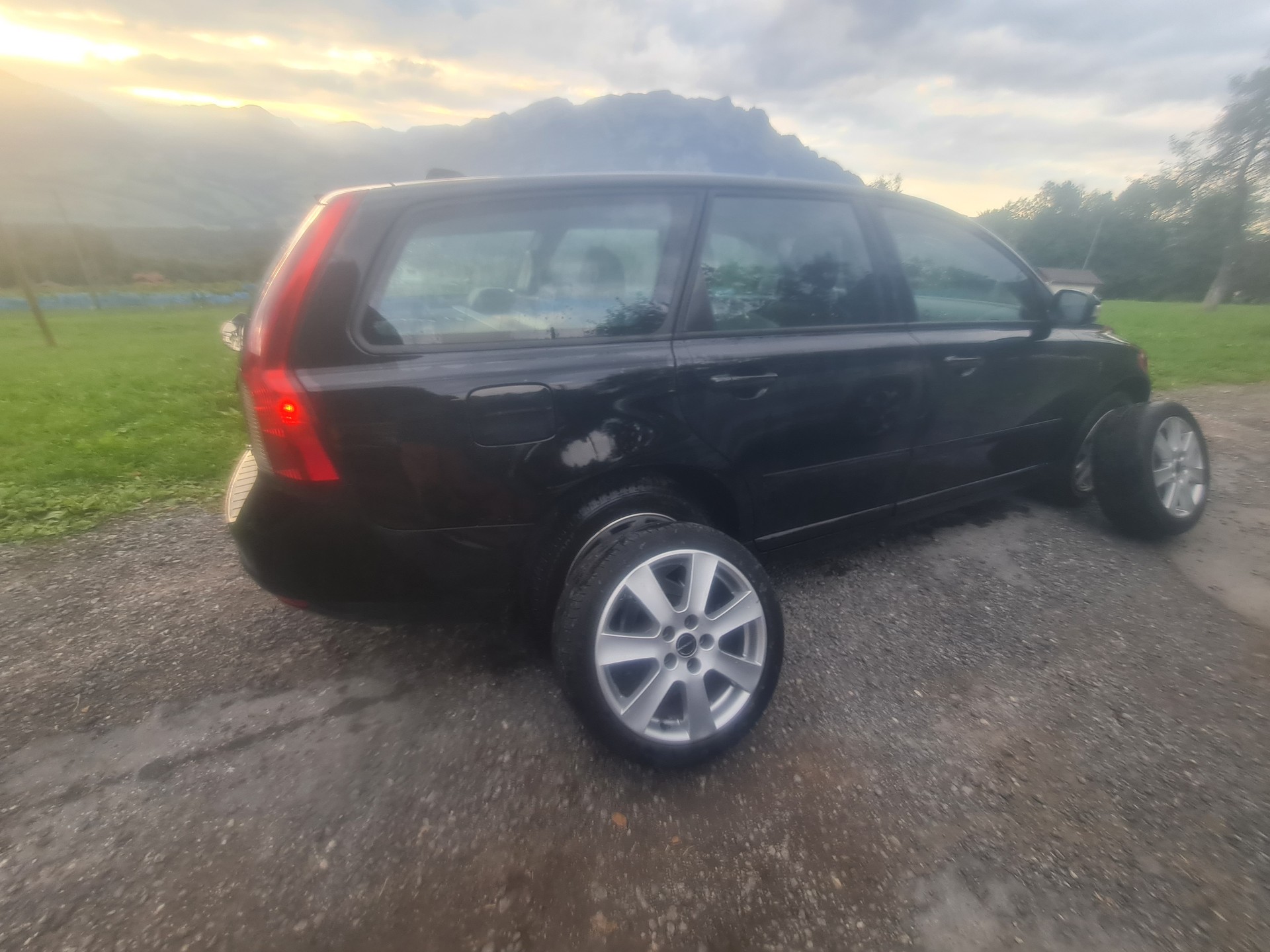 VOLVO V50 2.4 Kinetic Geartronic-image-5