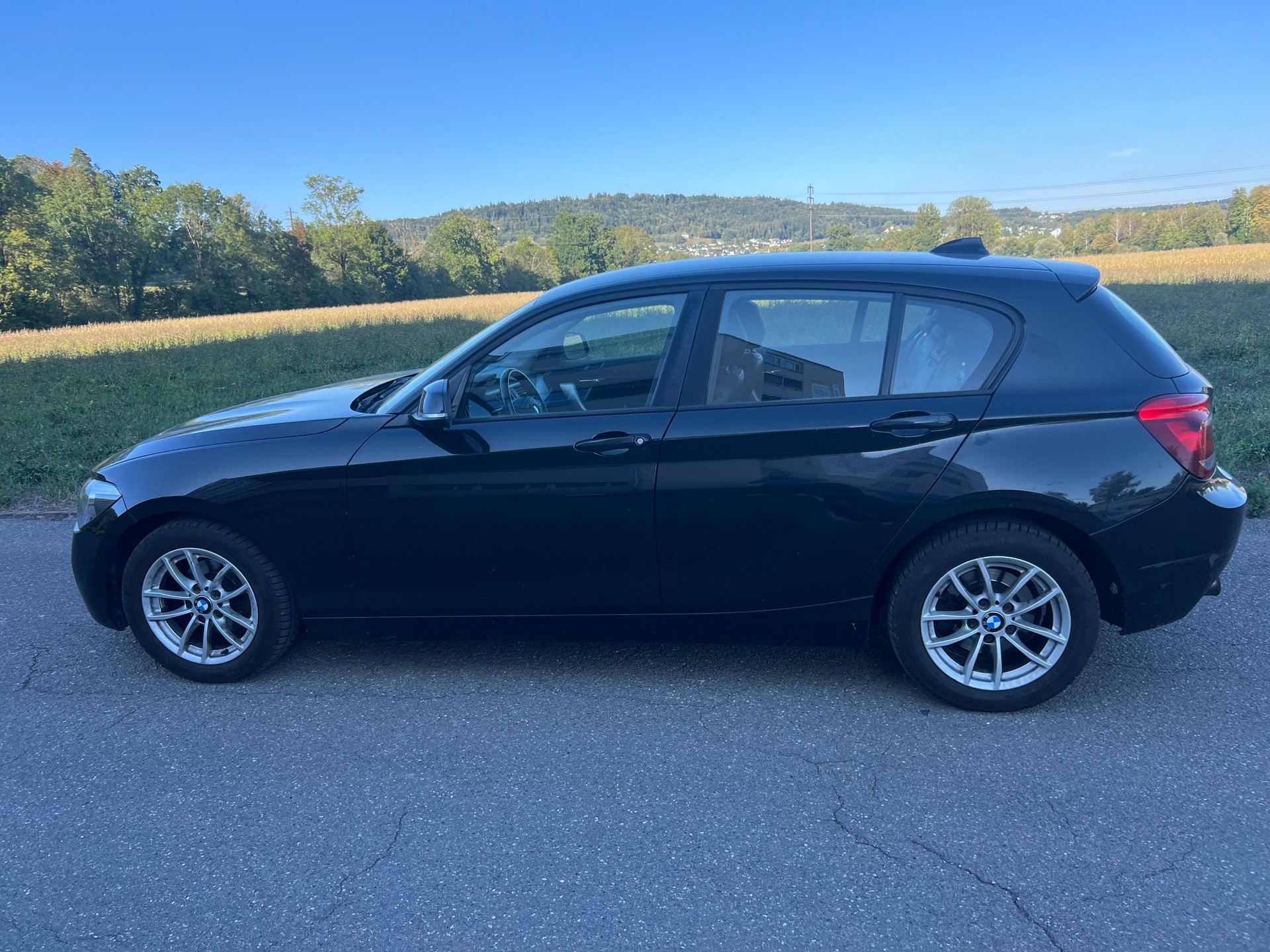 BMW 116i-image-4