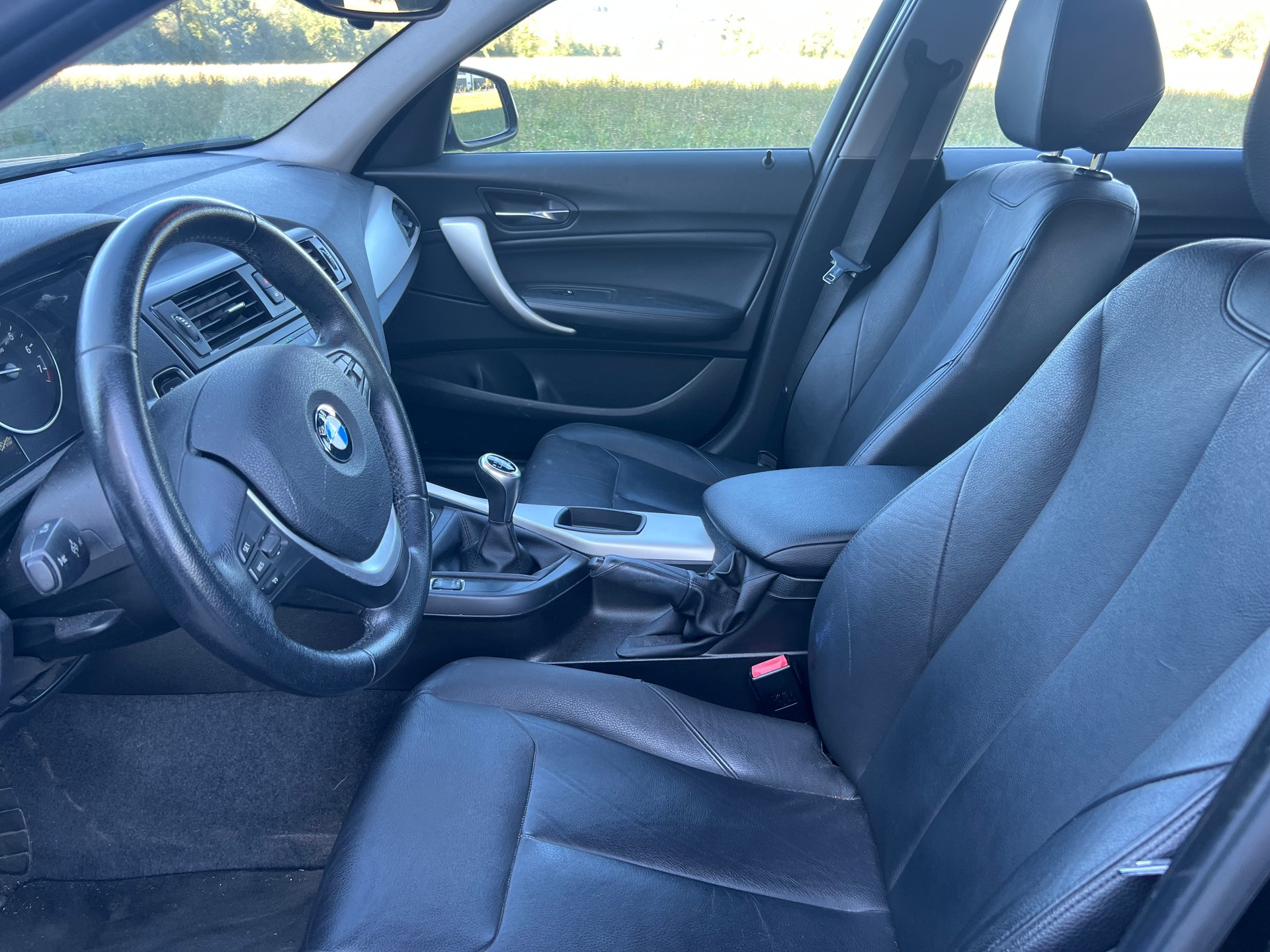 BMW 116i-image-5