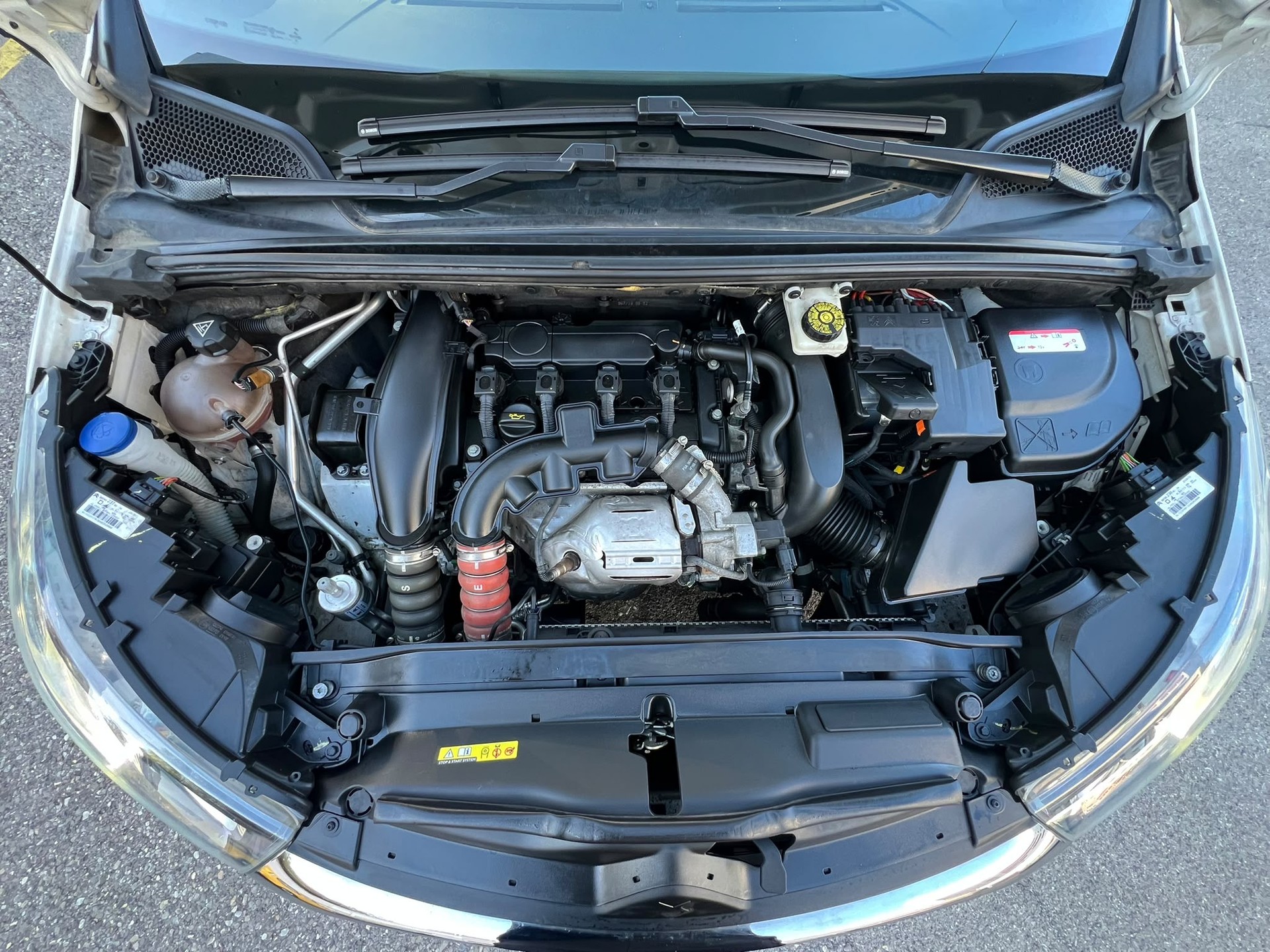 DS AUTOMOBILES DS 4 1.6 THP Performance Line Automatic-image-12