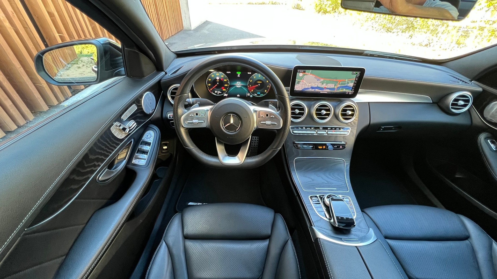 MERCEDES-BENZ C 200 SWISS STAR AMG LINE NIGHT 4MATIC 9G-TRONIC l 184 PS-image-20