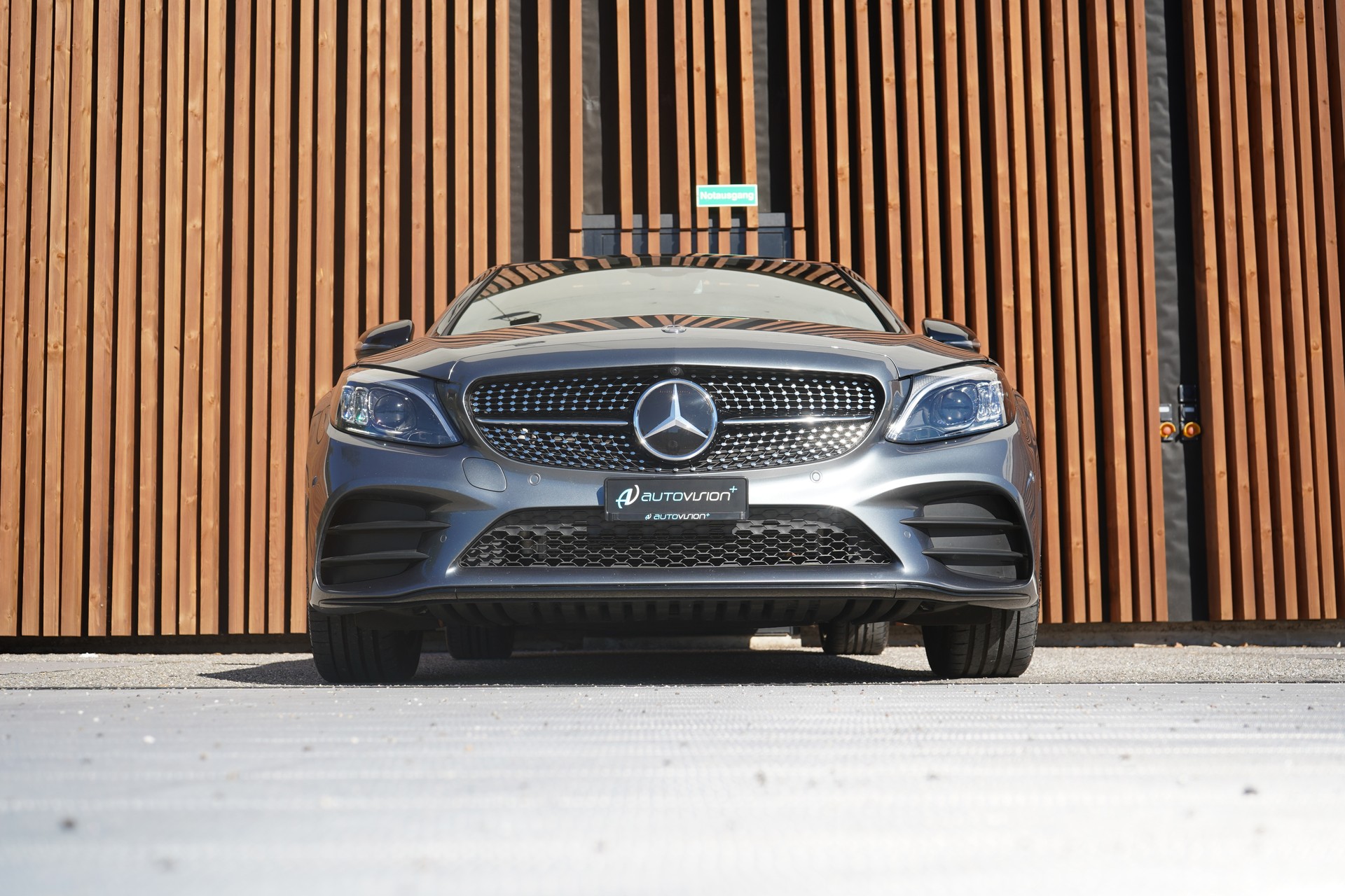 MERCEDES-BENZ C 200 SWISS STAR AMG LINE NIGHT 4MATIC 9G-TRONIC l 184 PS-image-14