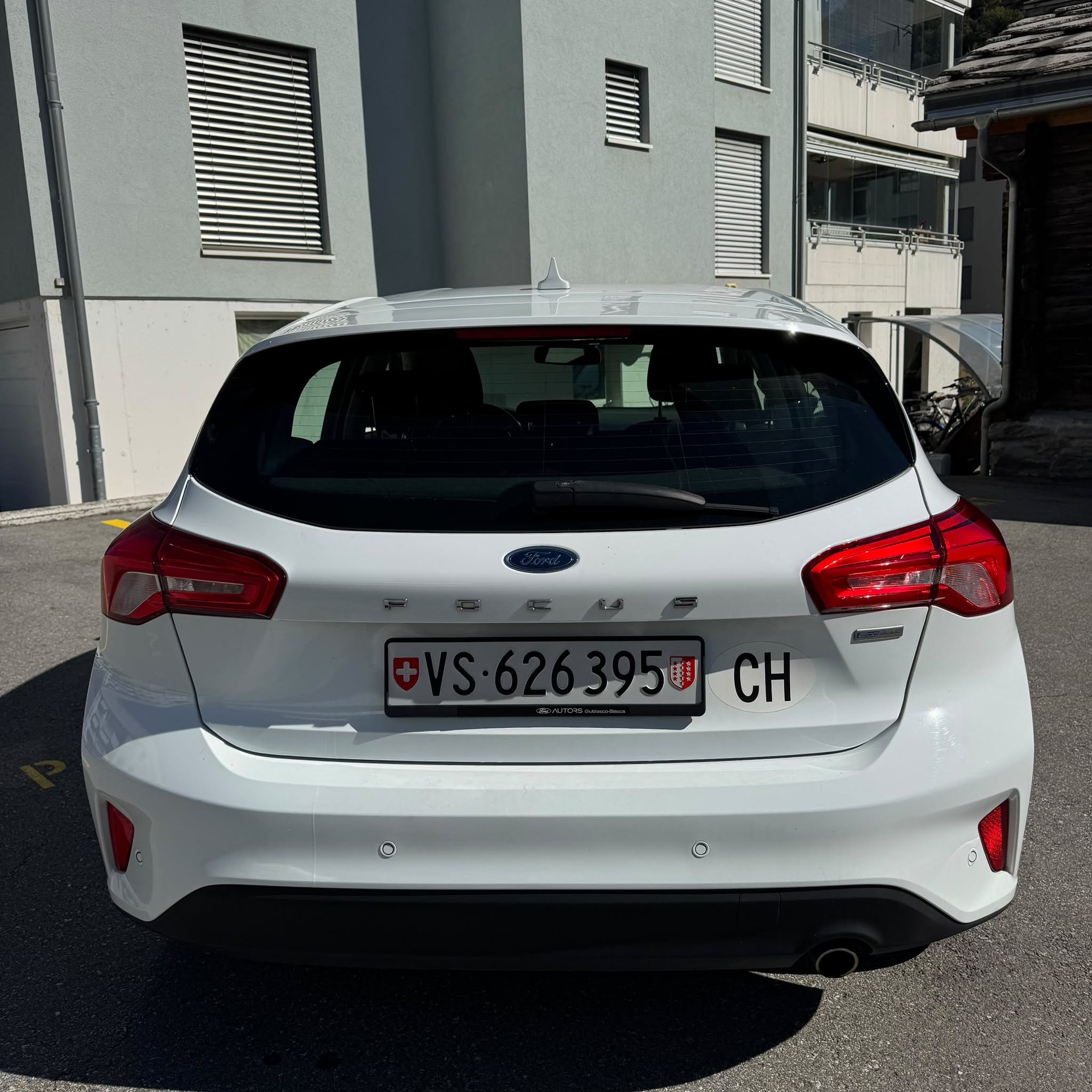 FORD Focus 1.5 TDCi Titanium Automatic-image-4