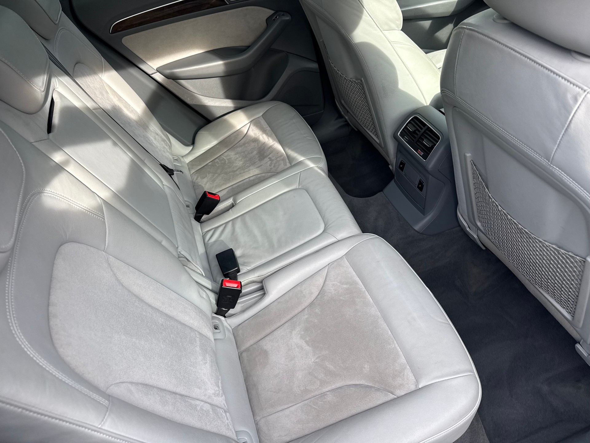 AUDI Q5 3.0 TDI quattro S-tronic-image-8