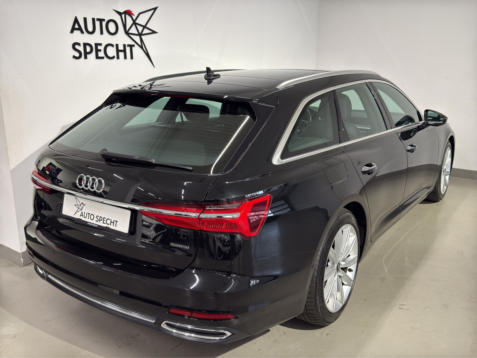 AUDI A6 Avant 45 TDI Design quattro tiptronic-image-4