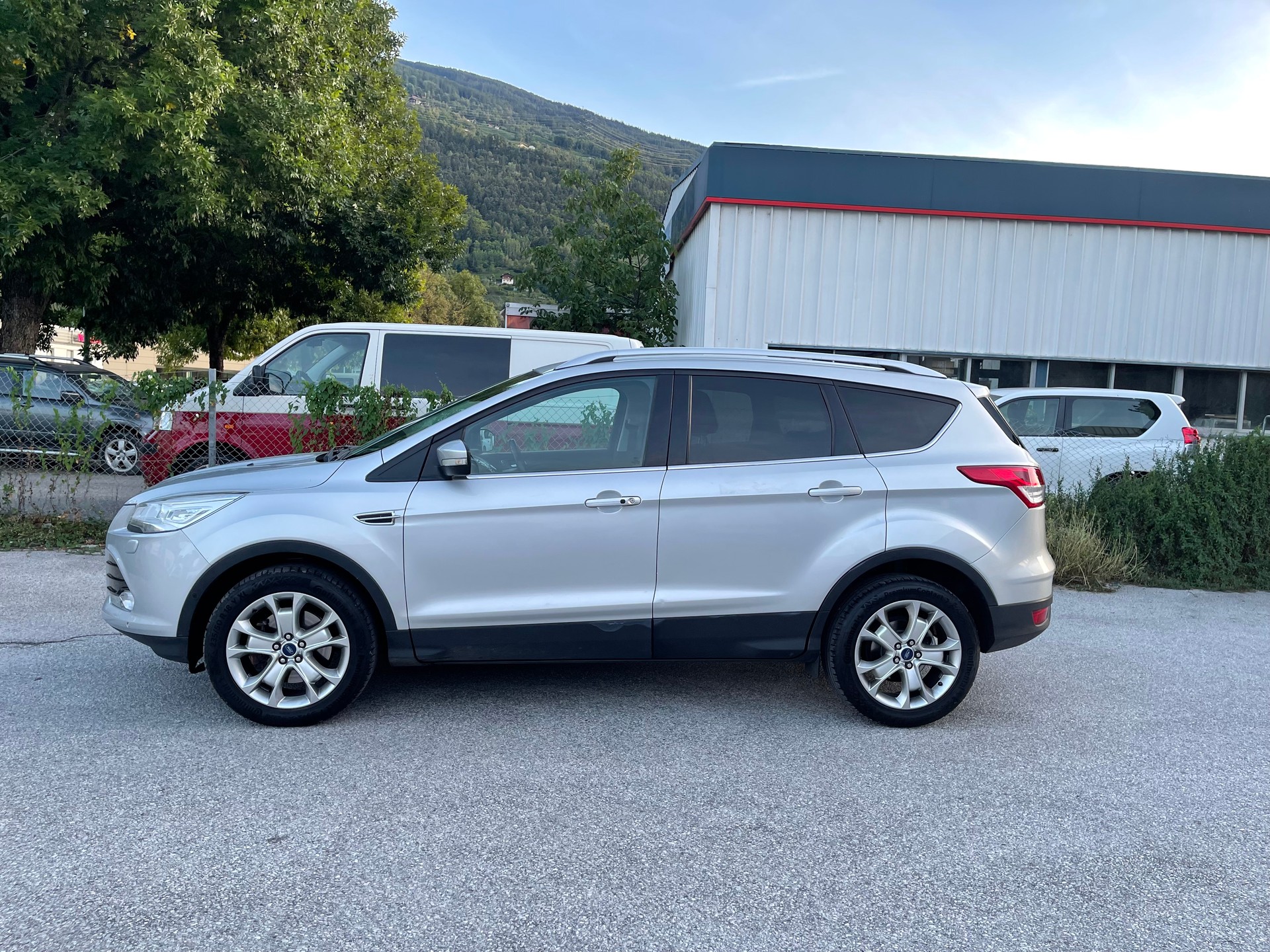 FORD Kuga 2.0 TDCi Titanium S 4WD PowerShift-image-7
