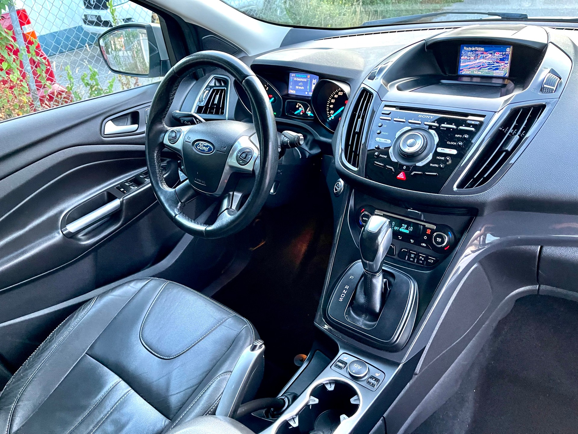 FORD Kuga 2.0 TDCi Titanium S 4WD PowerShift-image-1