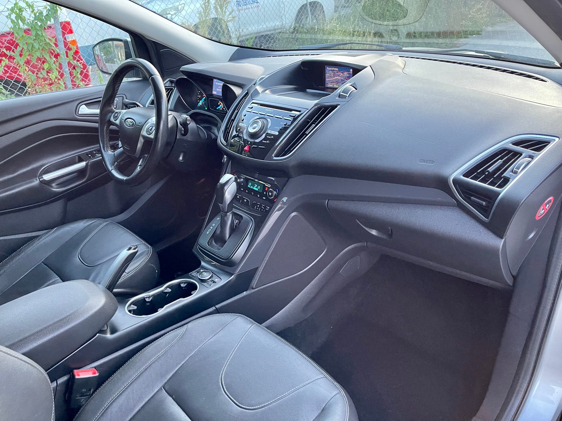 FORD Kuga 2.0 TDCi Titanium S 4WD PowerShift-image-22