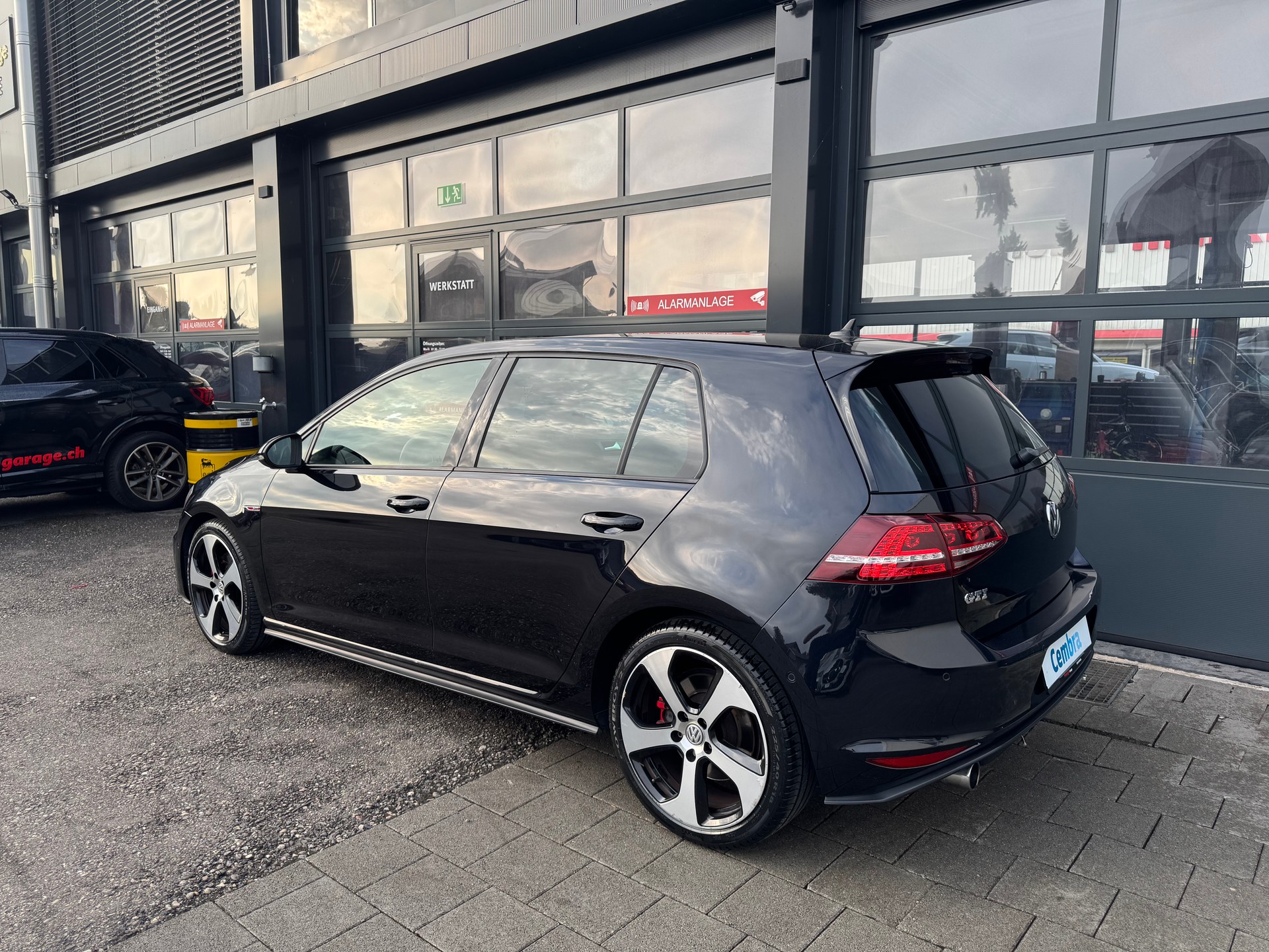 VW Golf 2.0 TSI GTI DSG-image-4