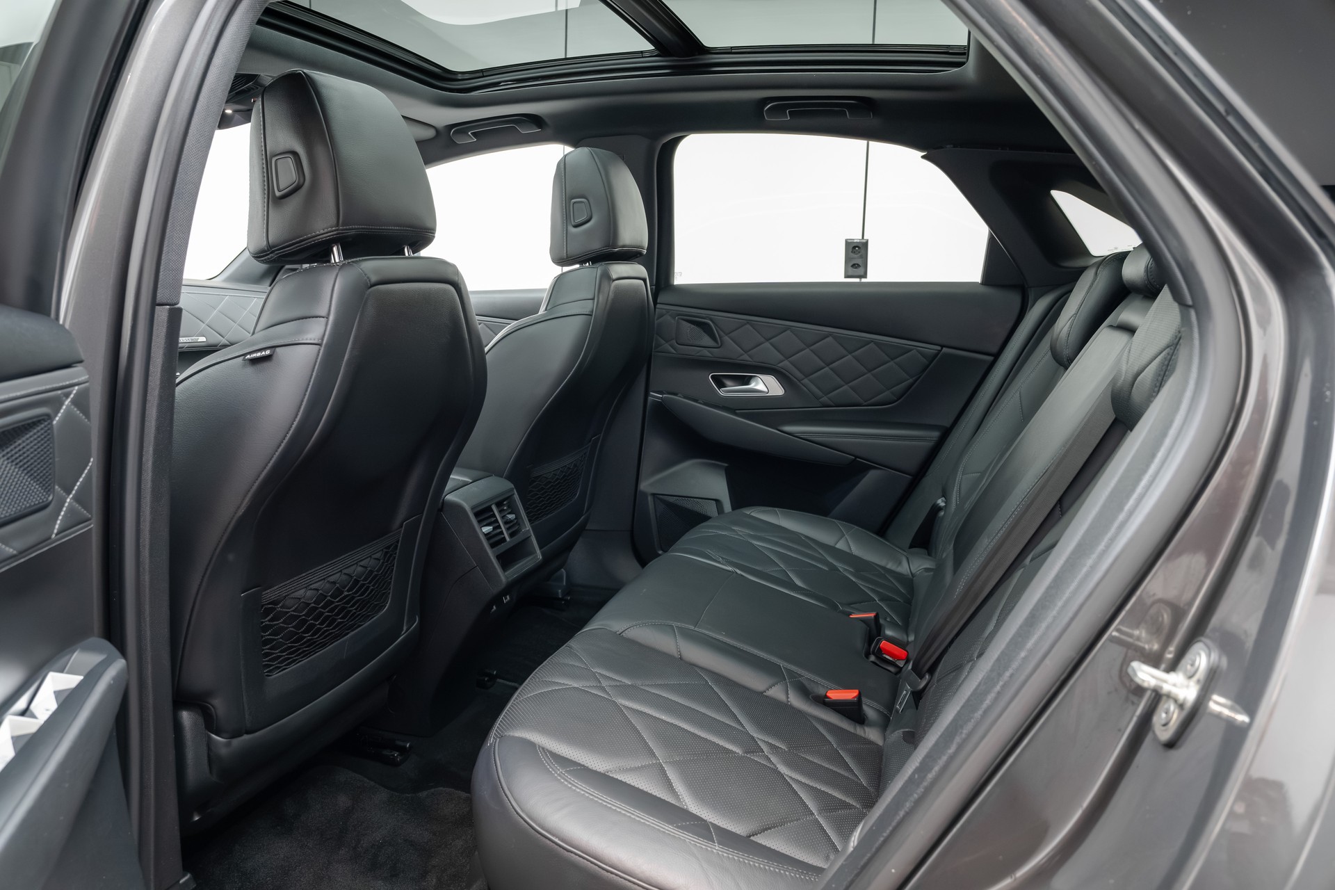 DS AUTOMOBILES DS 7 Crossback 2.0 BlueHDi Rivoli Edition-image-14