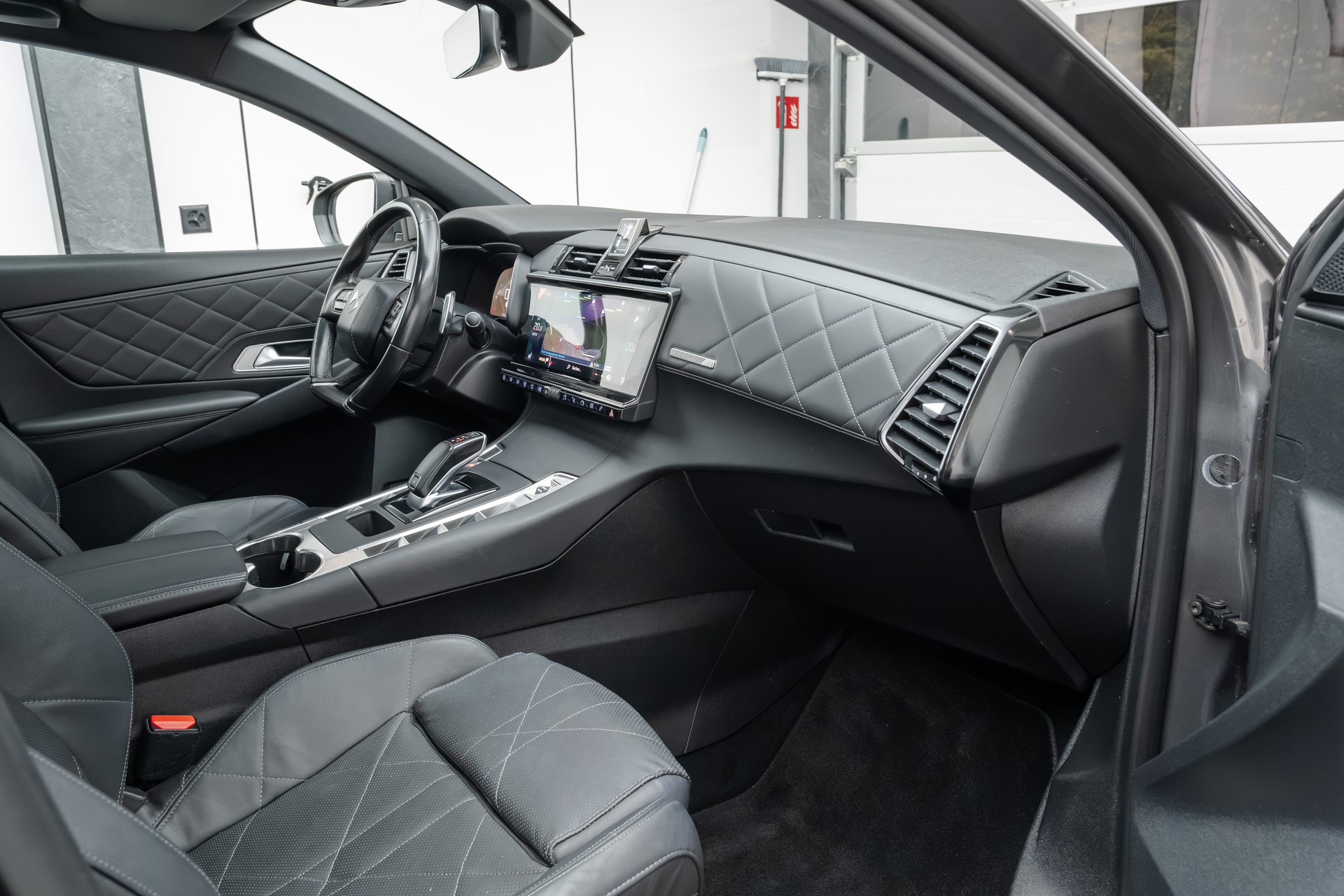 DS AUTOMOBILES DS 7 Crossback 2.0 BlueHDi Rivoli Edition-image-8