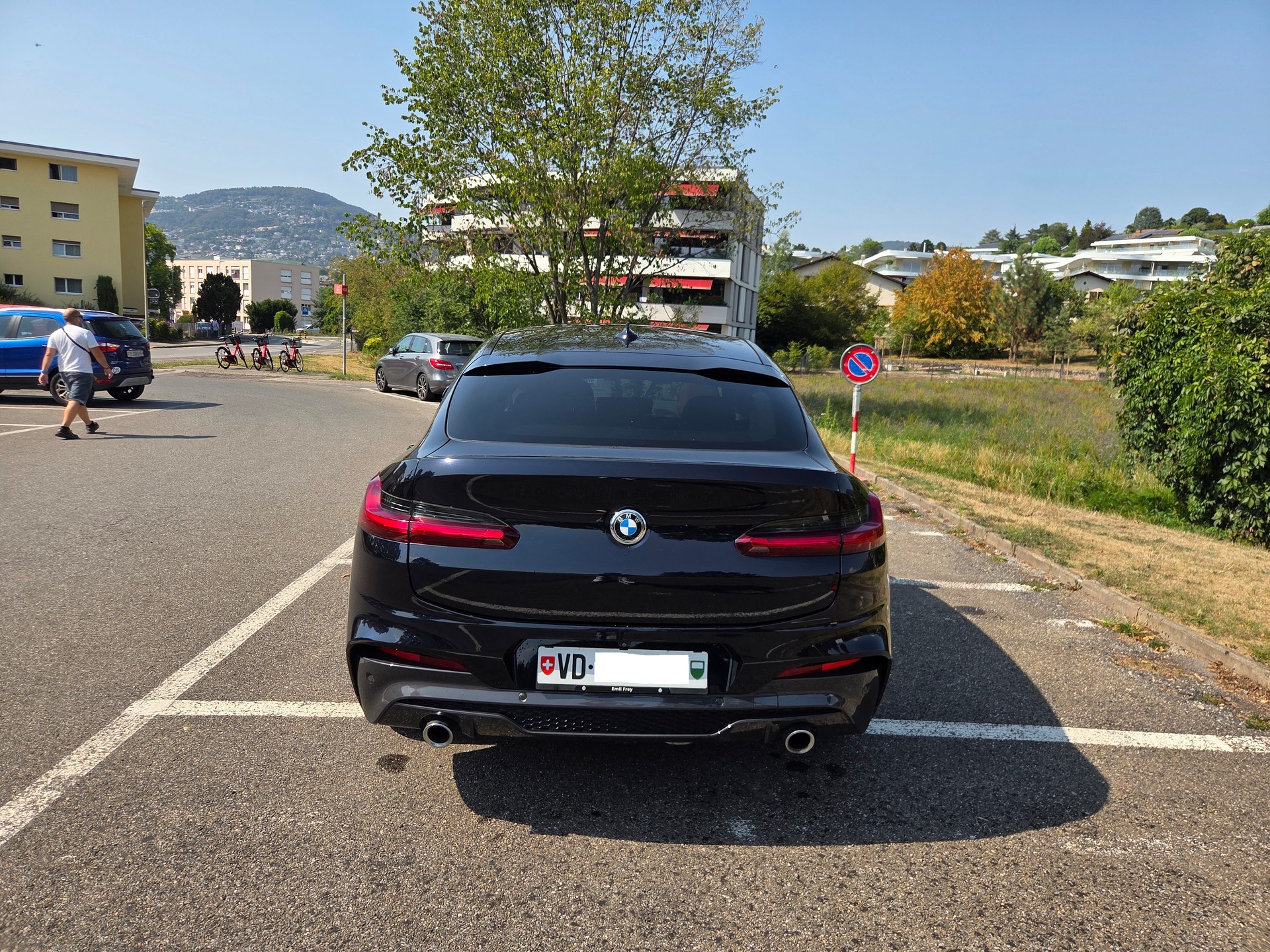 BMW 30i xDrive-image-7