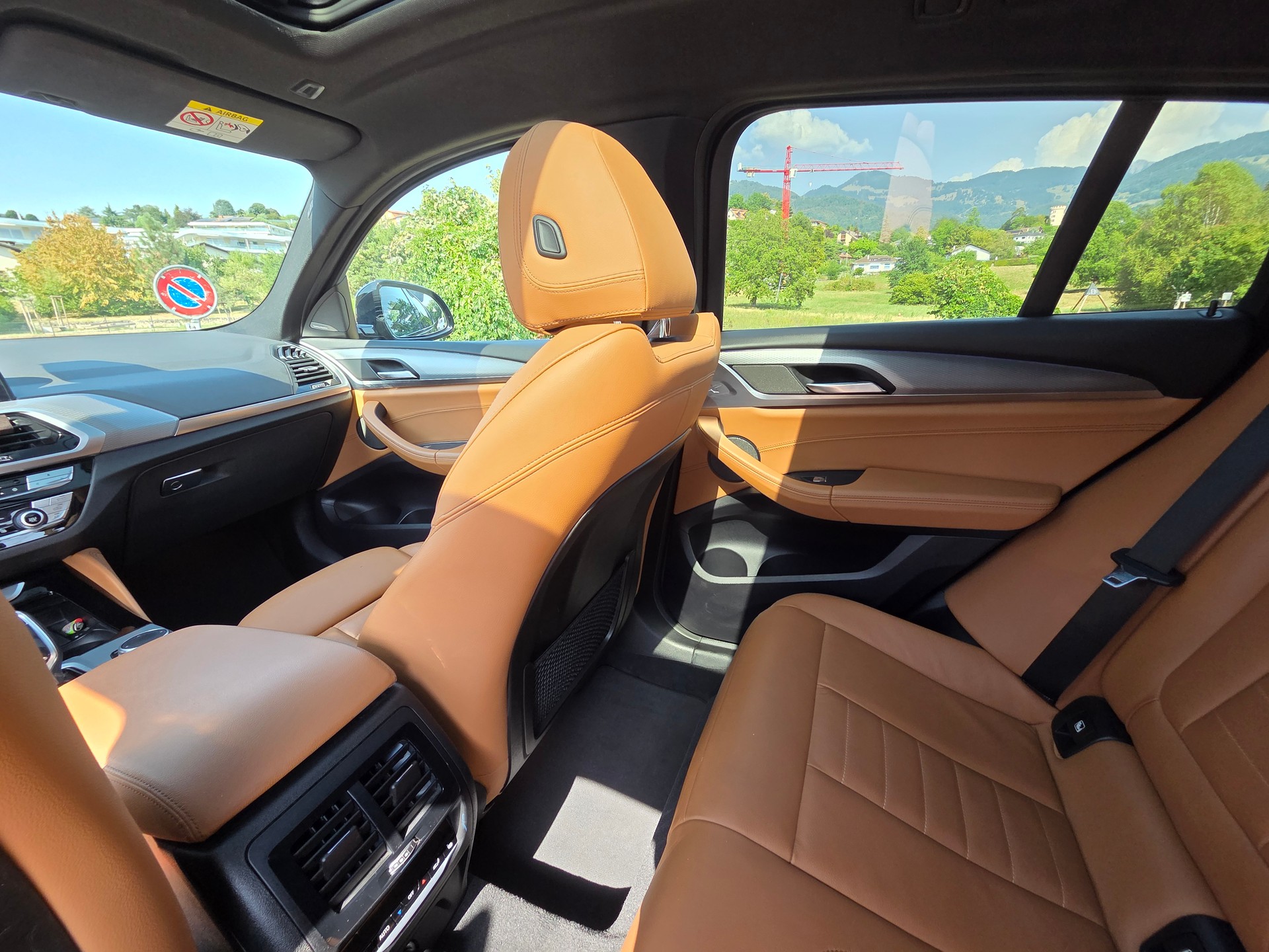 BMW 30i xDrive-image-13