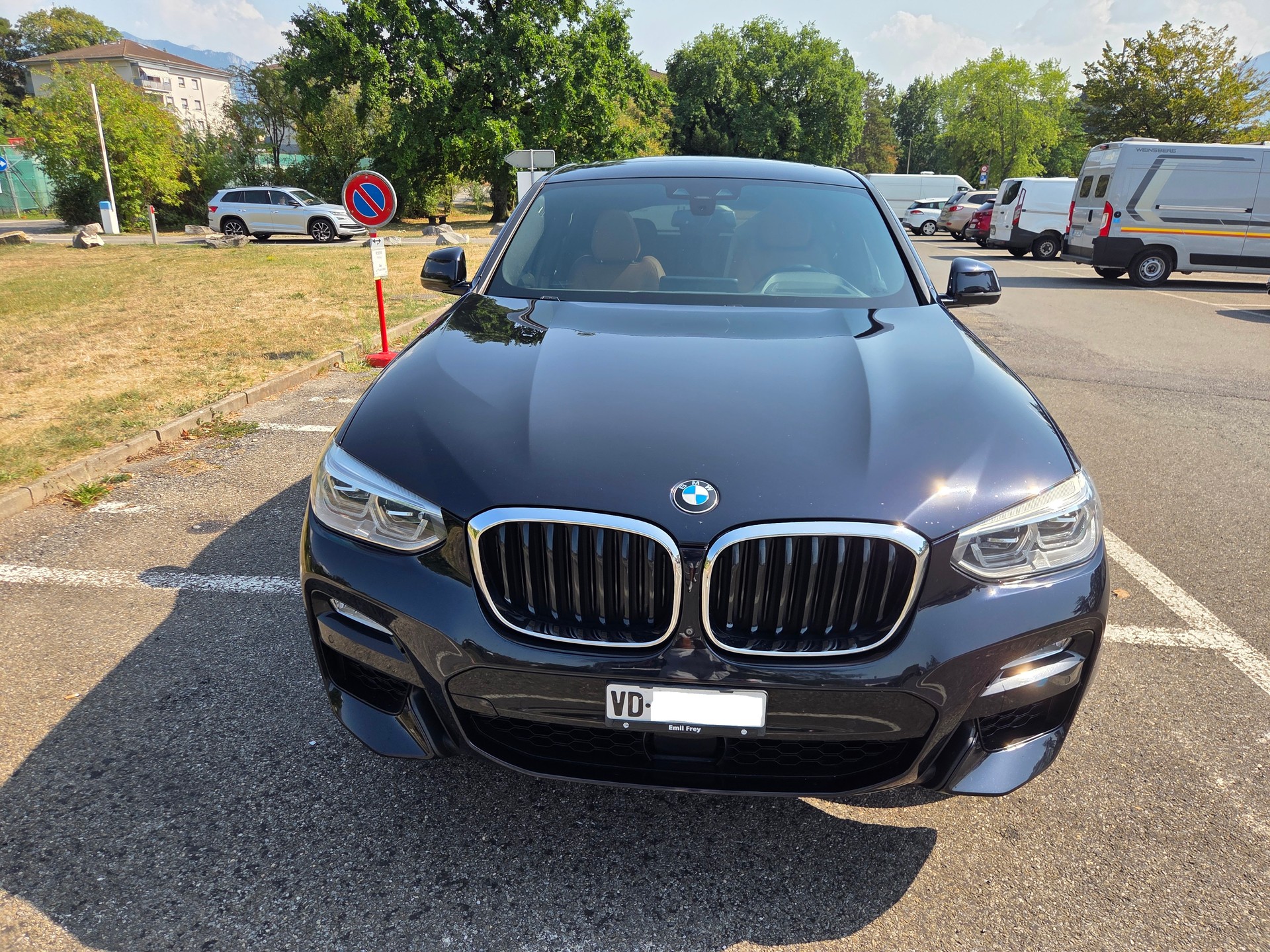 BMW 30i xDrive-image-1