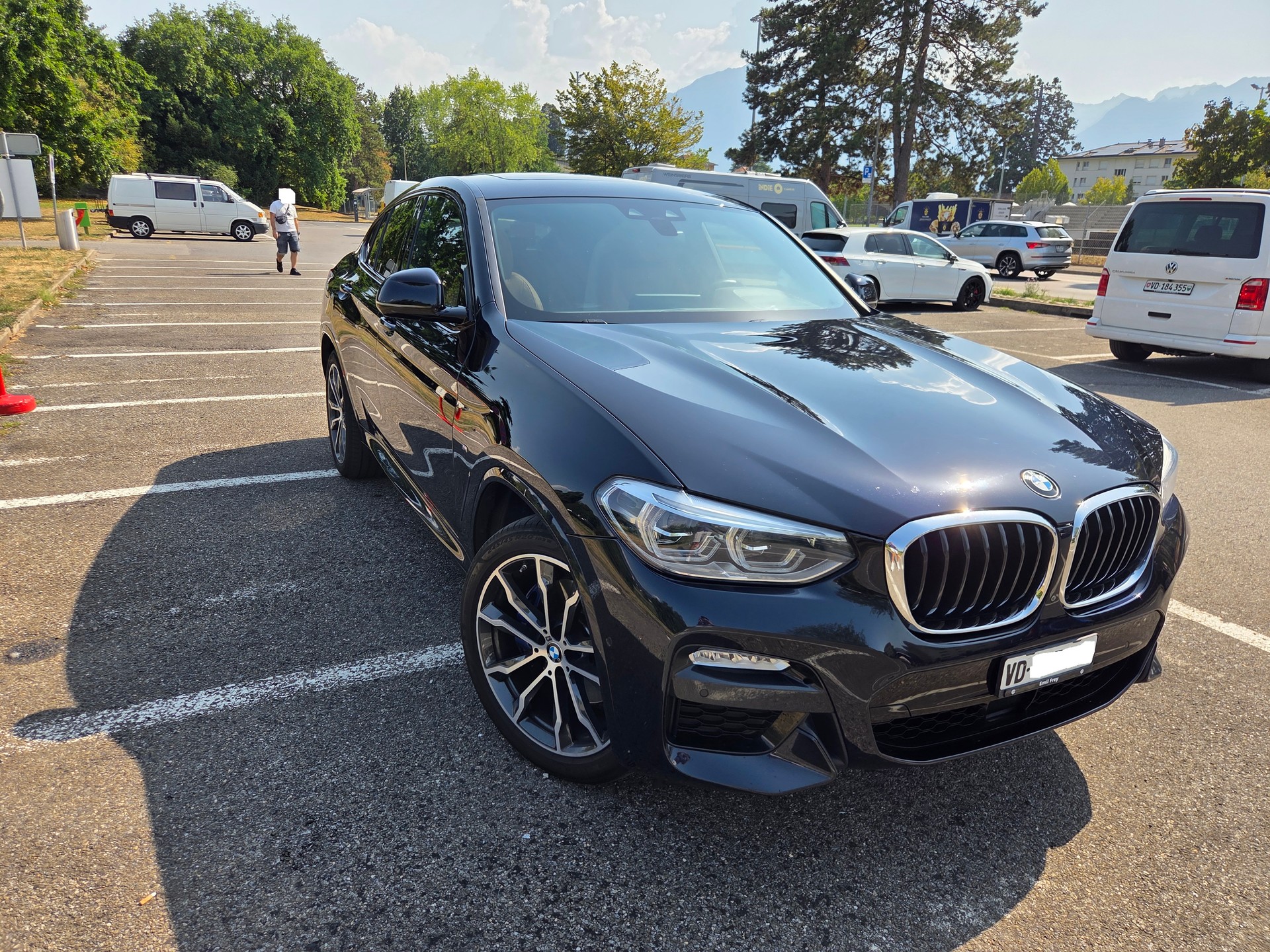 BMW 30i xDrive-image-5