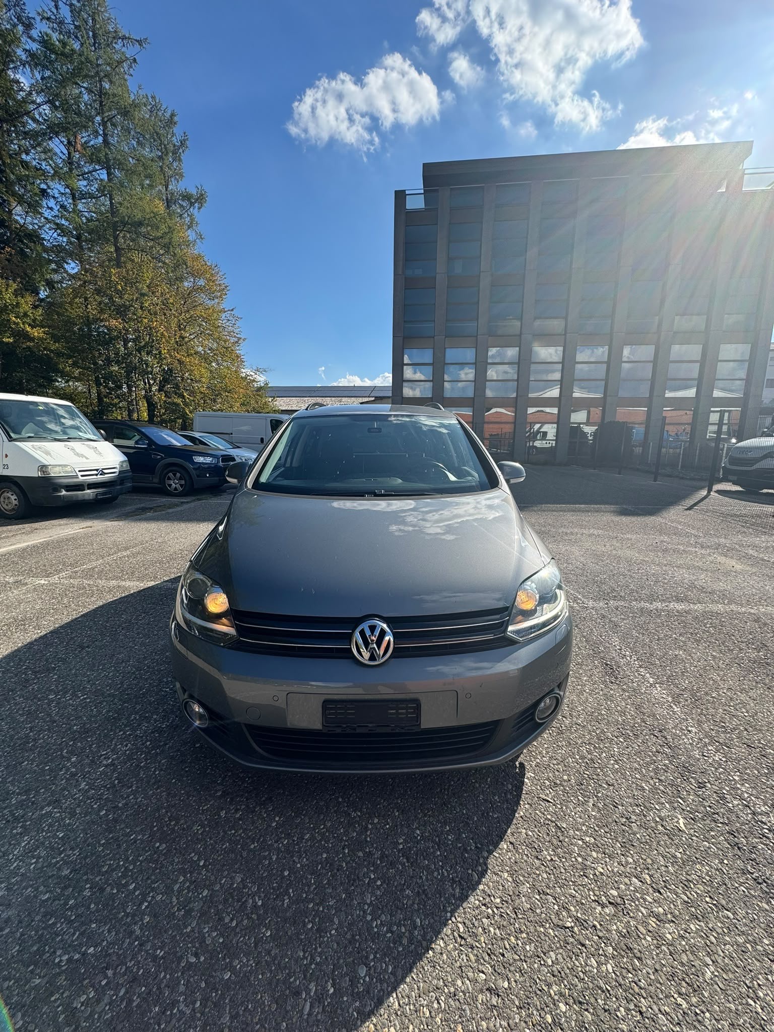 VW Golf Plus 1.2 TSI BlueMotion Technology Team-image-9