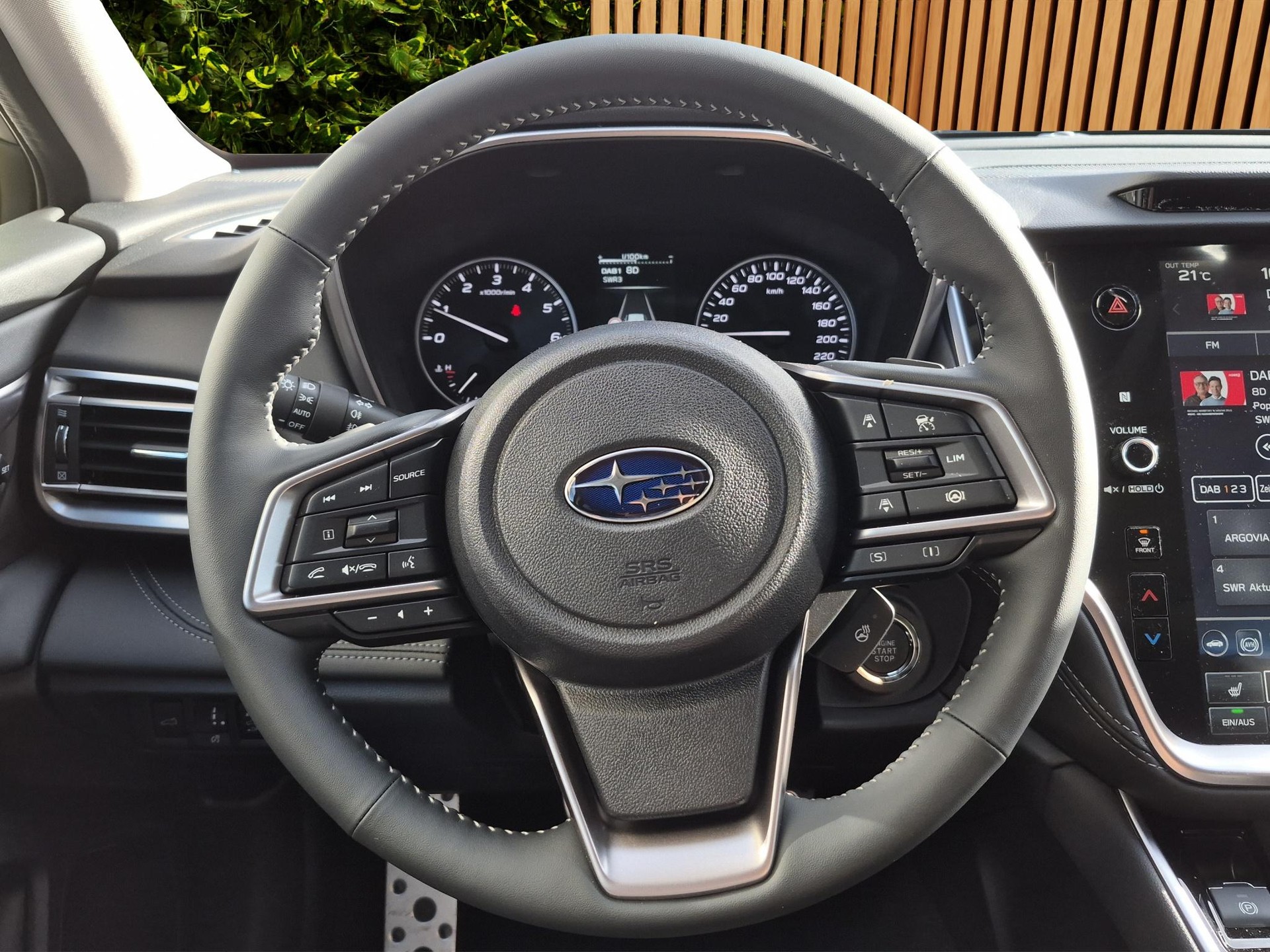 SUBARU Outback 2.5i Final Edition-image-9