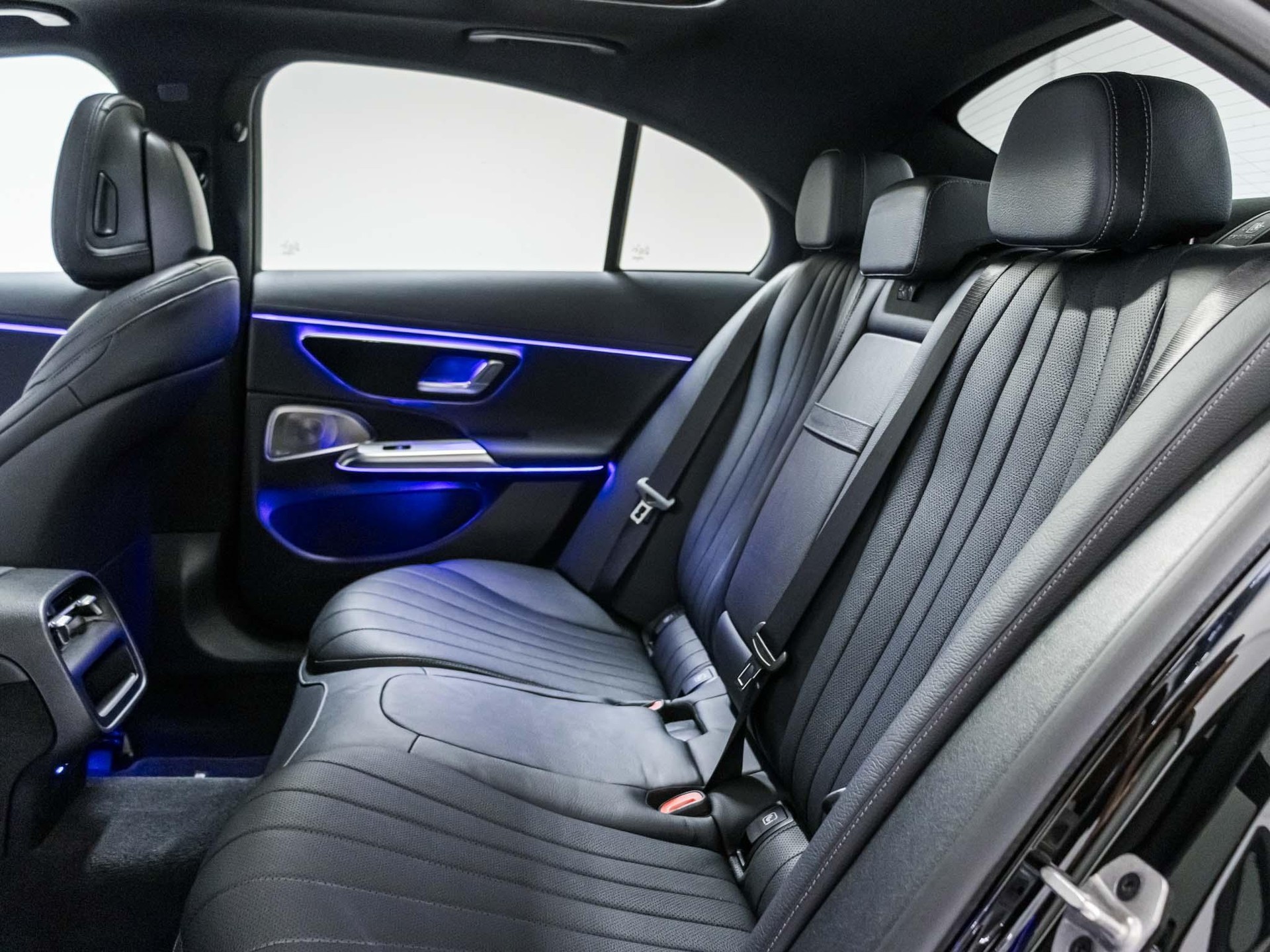MERCEDES-BENZ E 450 d 4MATIC-image-7