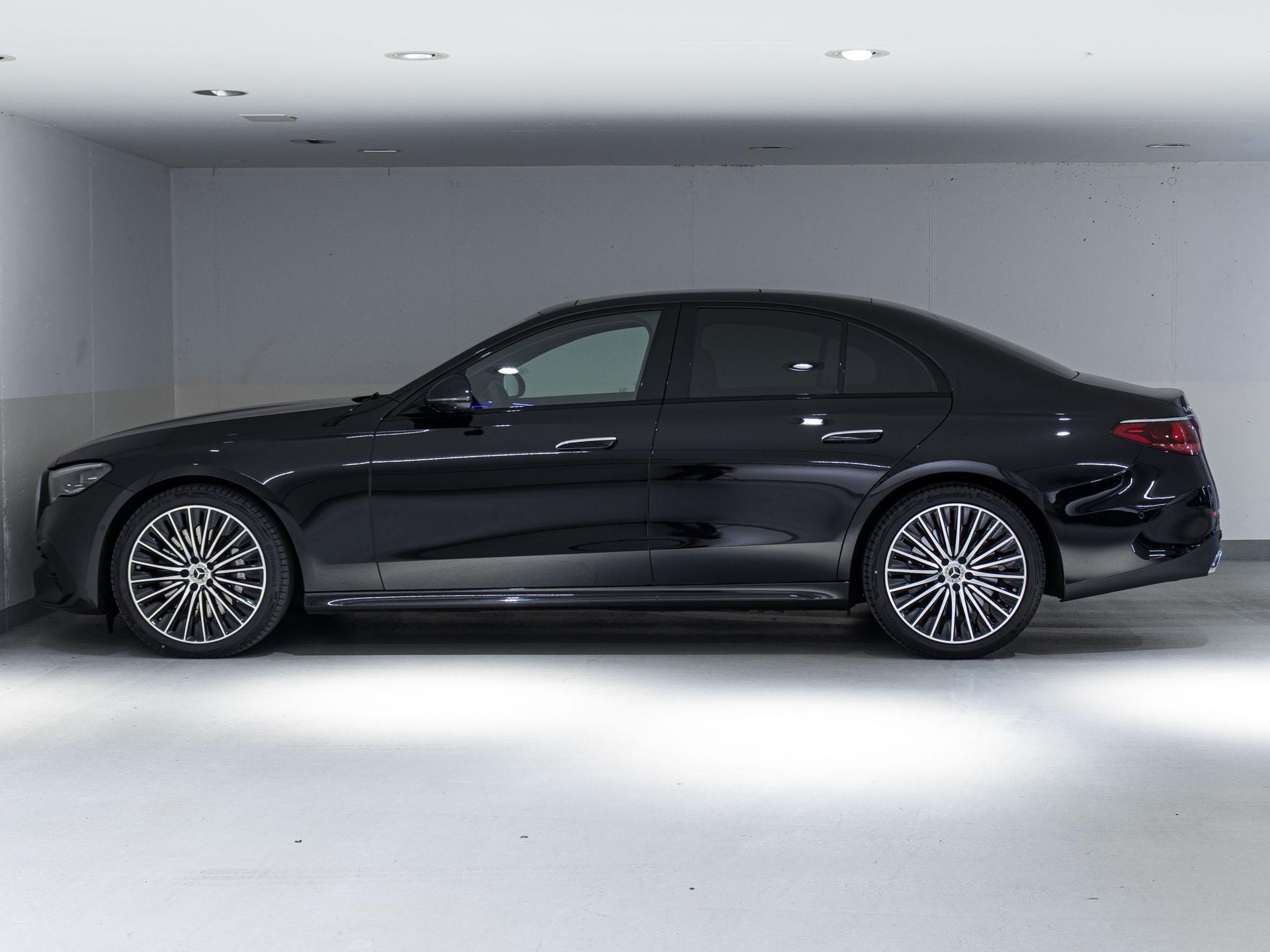 MERCEDES-BENZ E 450 d 4MATIC-image-4