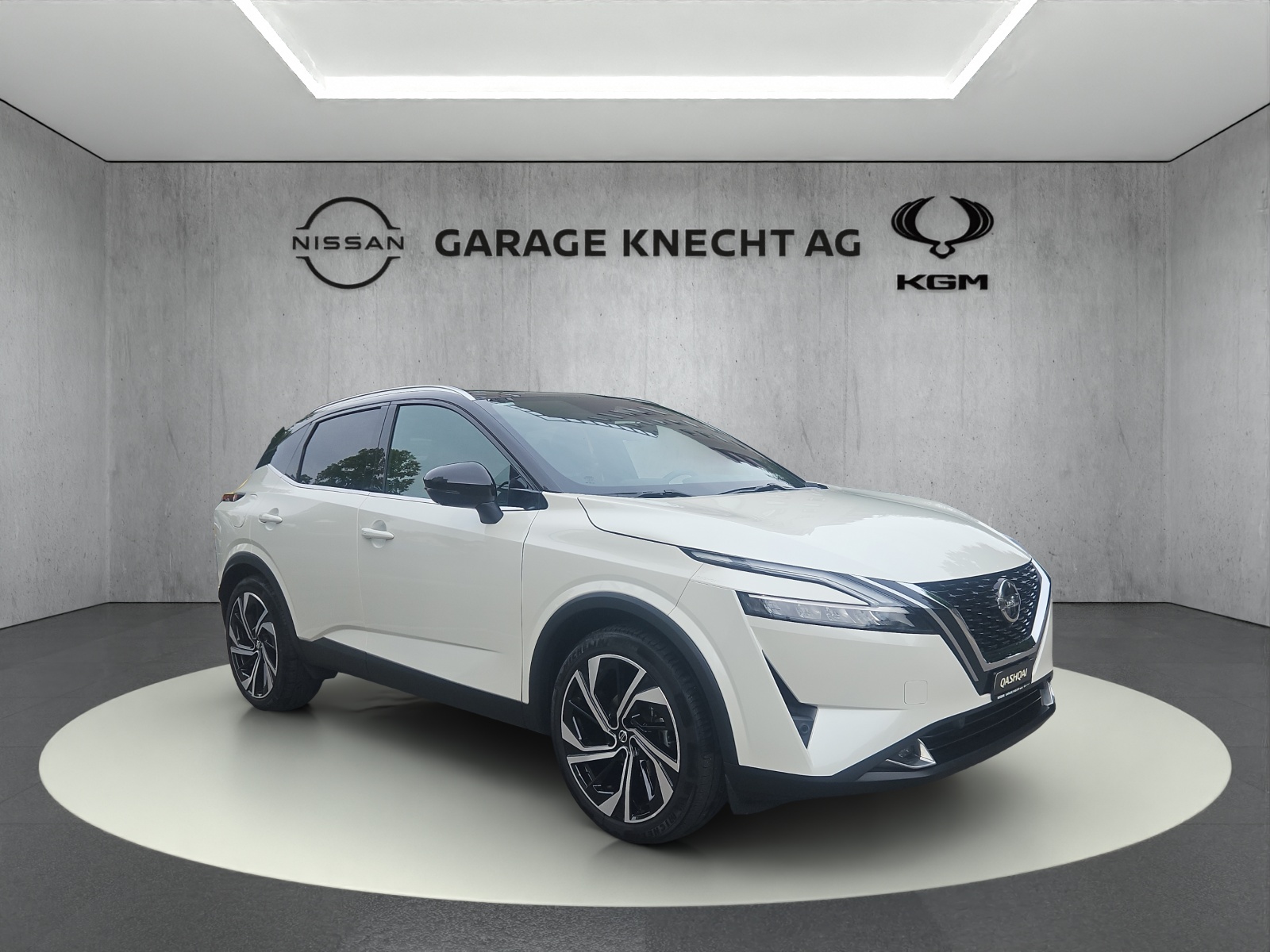 NISSAN Qashqai 1.3 DIG-T Tekna+ 4x4-image-1