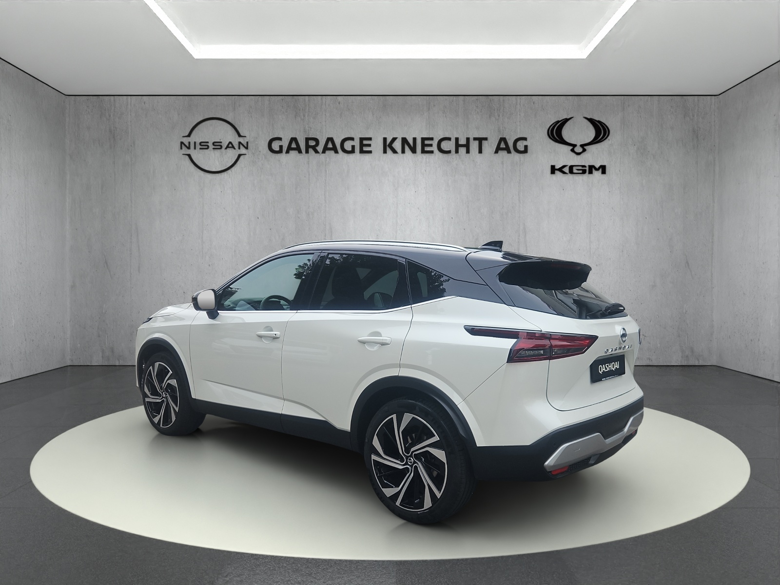 NISSAN Qashqai 1.3 DIG-T Tekna+ 4x4-image-5