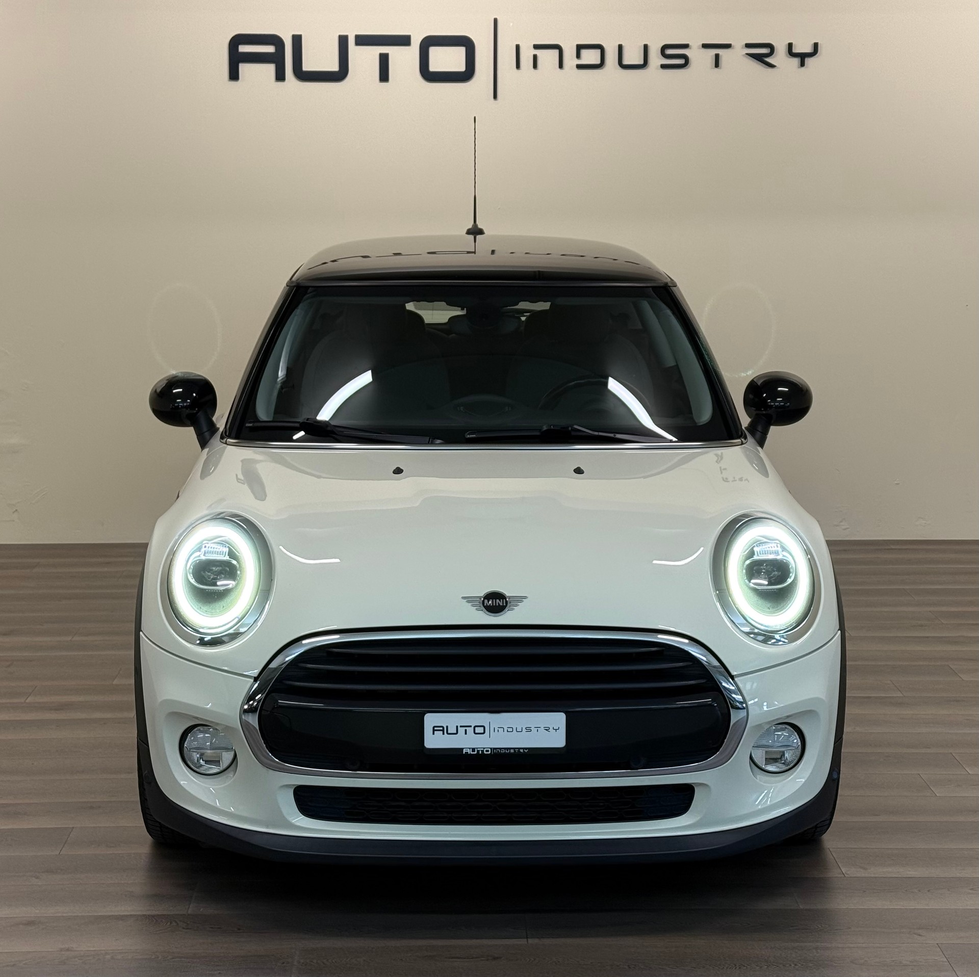 MINI Cooper-image-5