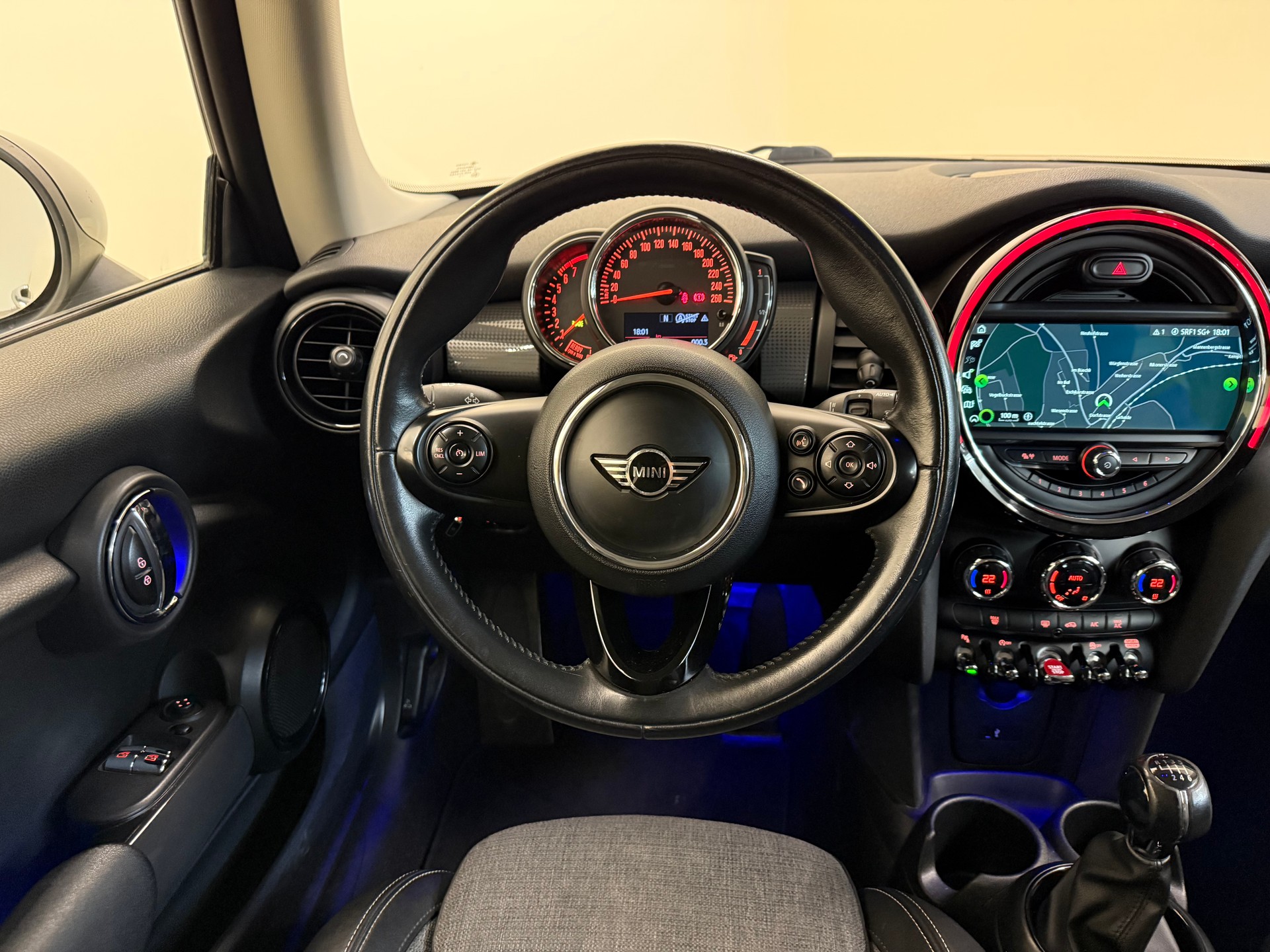 MINI Cooper-image-14