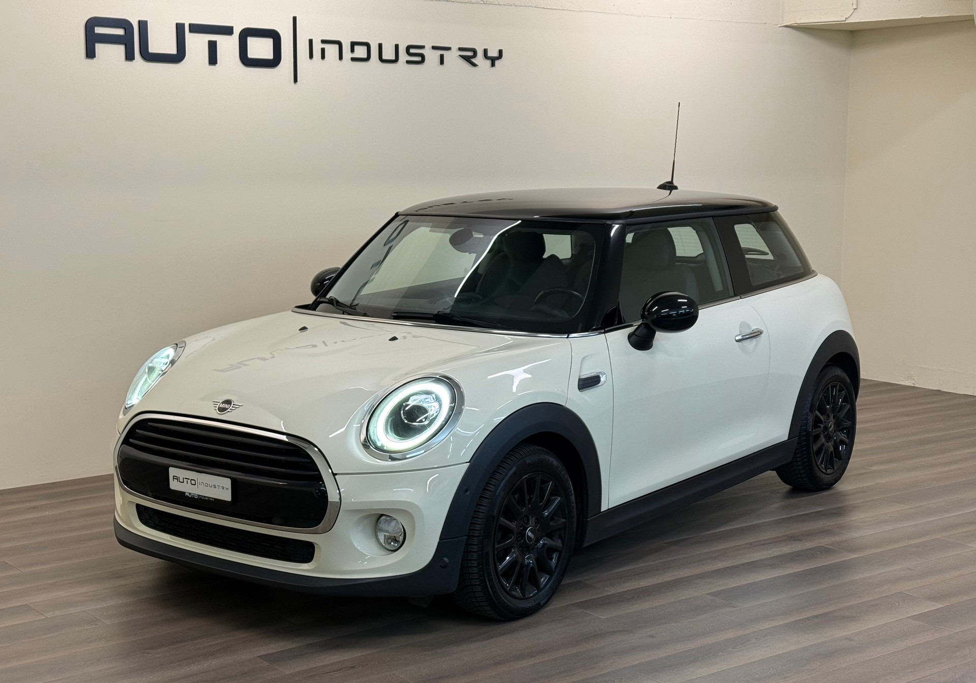 MINI Cooper-image-0