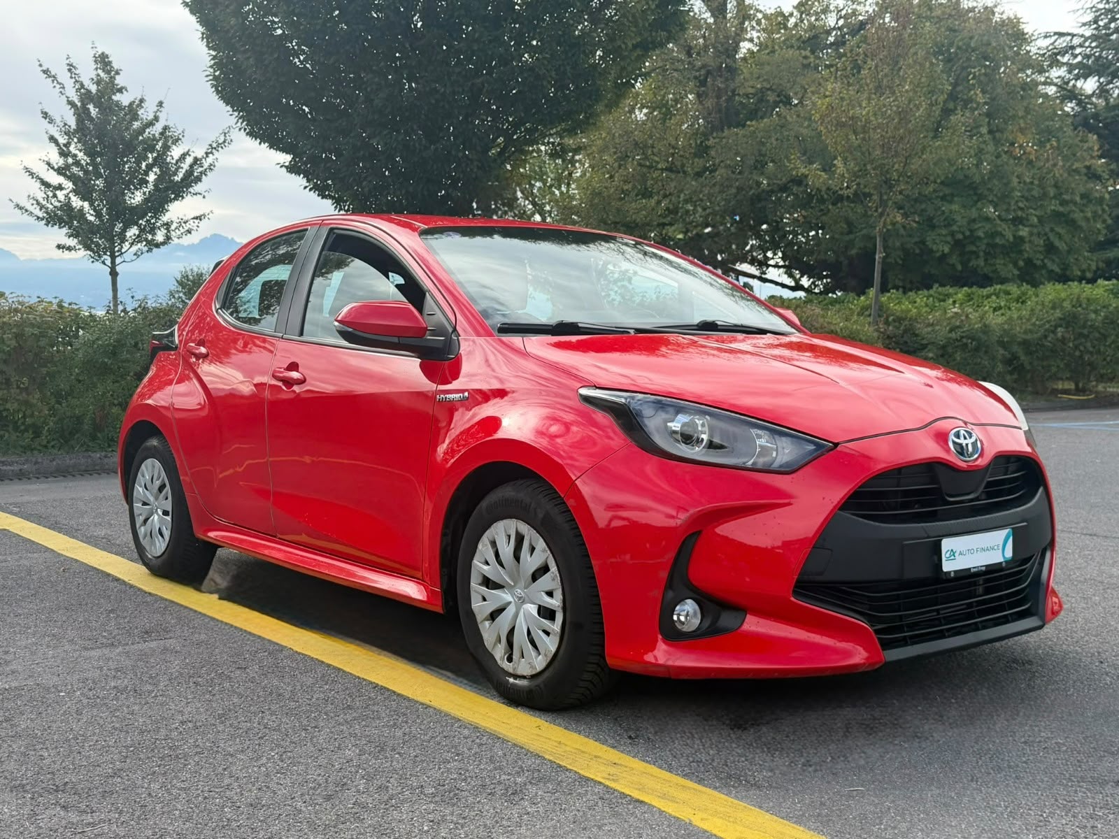 TOYOTA Yaris 1.5 Style e-CVT-image-7