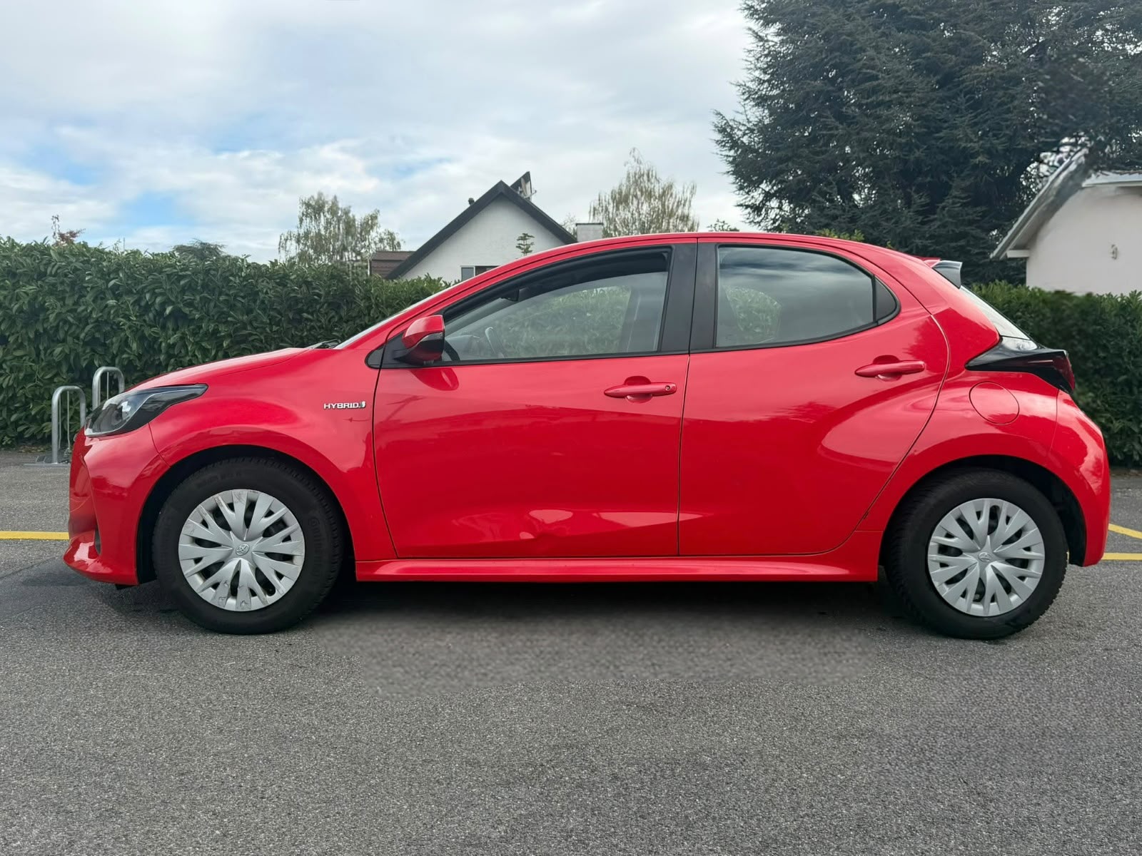 TOYOTA Yaris 1.5 Style e-CVT-showroom-element-2