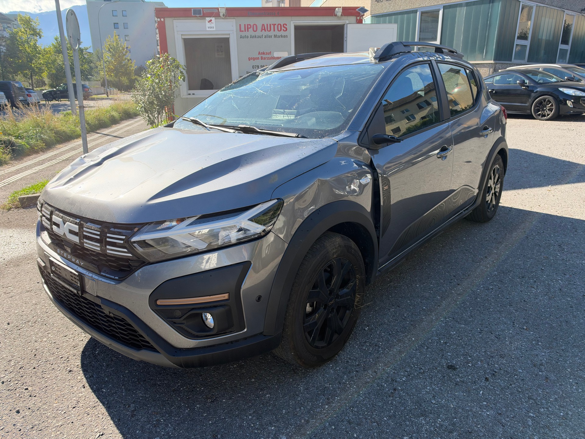 DACIA Sandero Stepway TCe 90 Extreme+ CVT-image-1