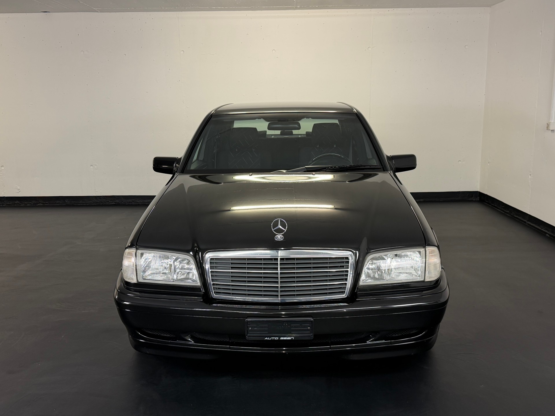 MERCEDES-BENZ C 240 Sport-image-1