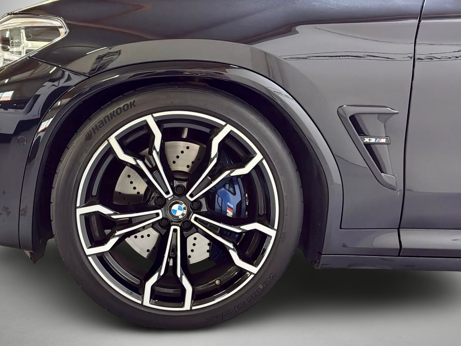 BMW xDrive M Competition Steptronic-image-6
