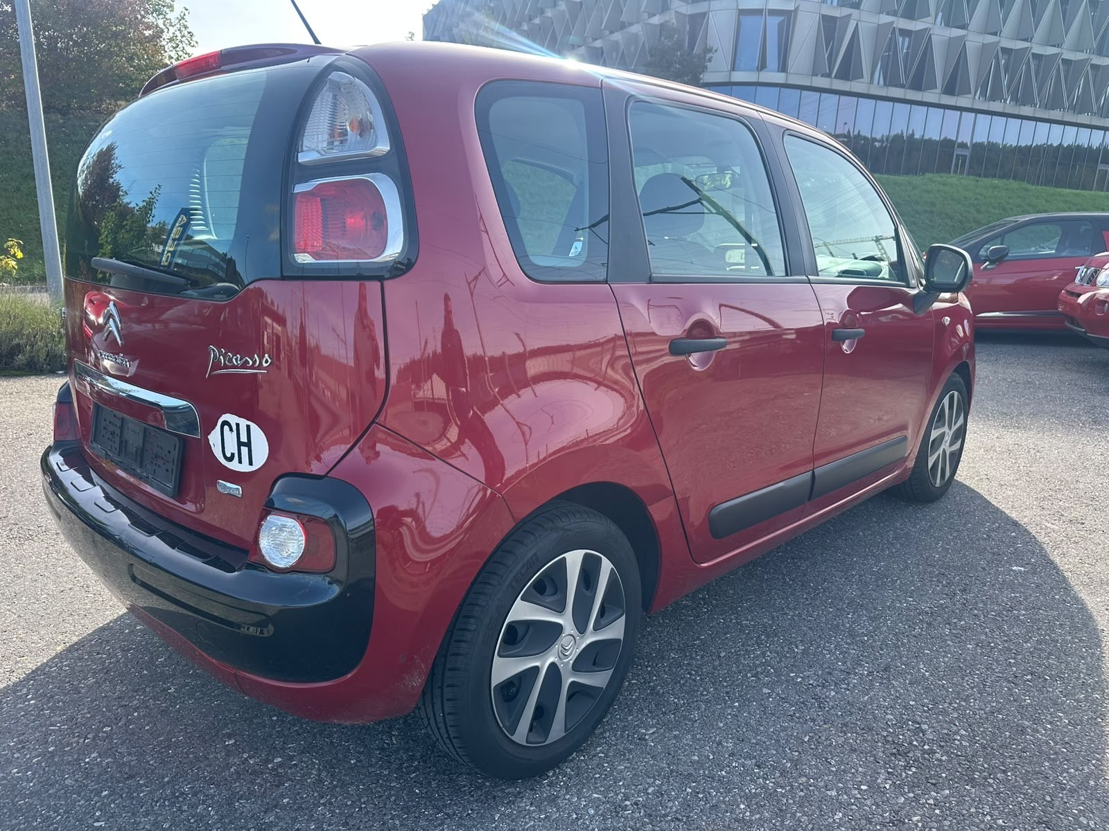 CITROEN C3 Picasso 1.6 HDi Exclusive EGS6-image-3
