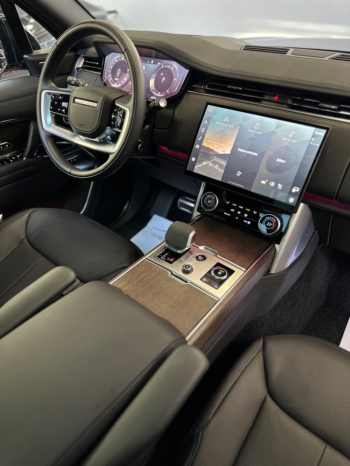 LAND ROVER Range Rover D300 3.0D I6 MHEV Autobiography Automatic-image-19