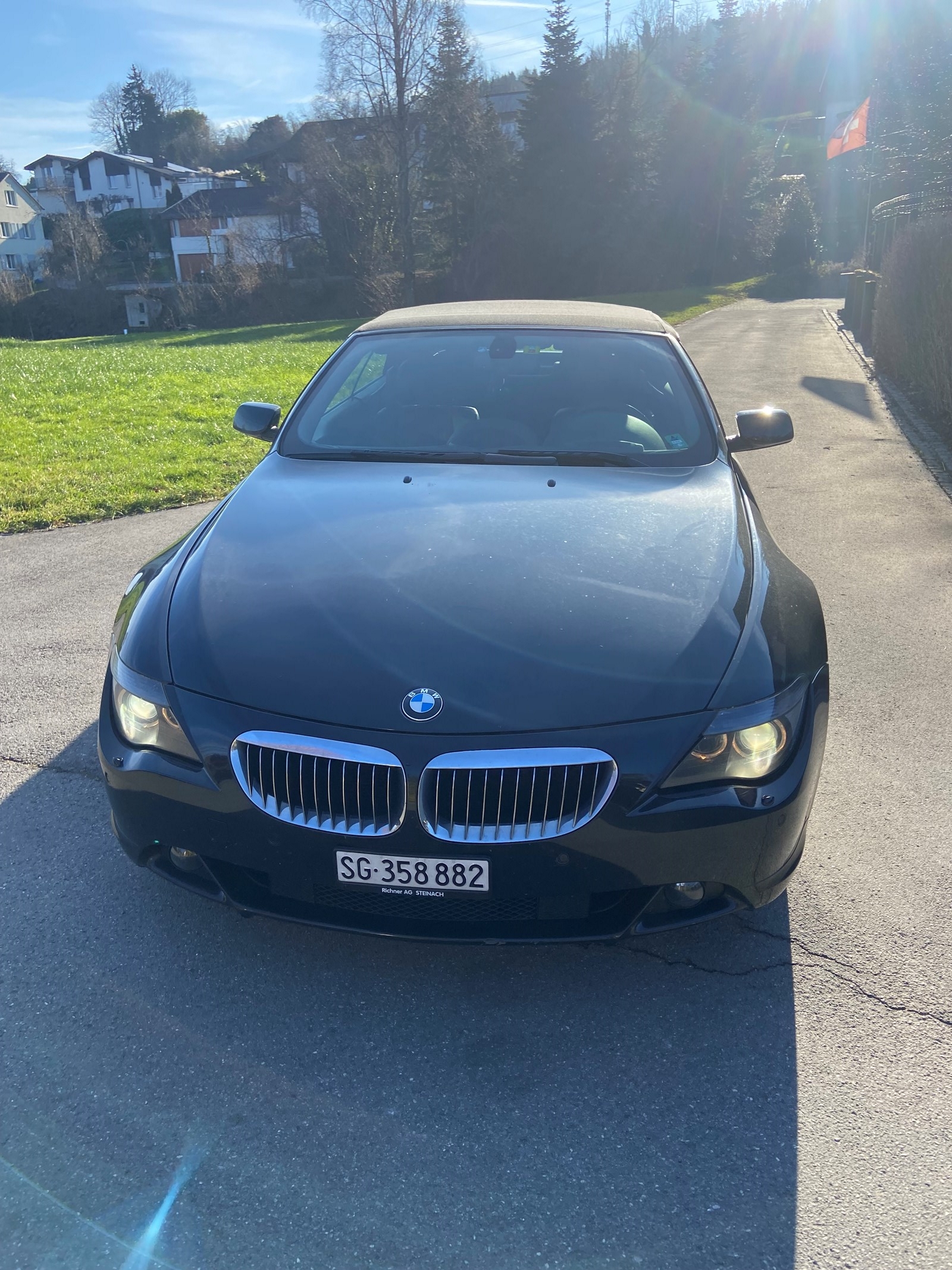 BMW 650i-image-1