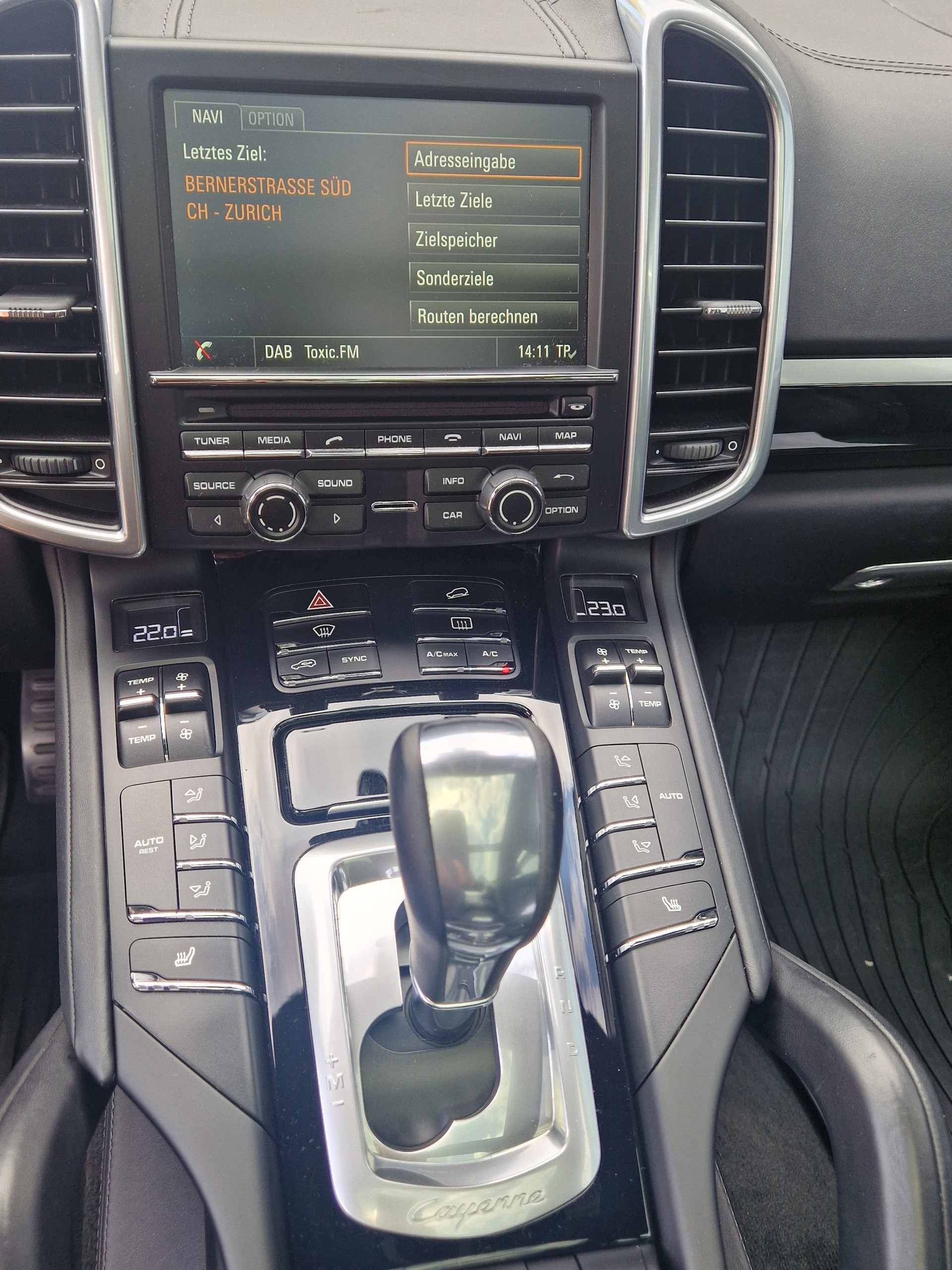 PORSCHE Cayenne Diesel-image-15