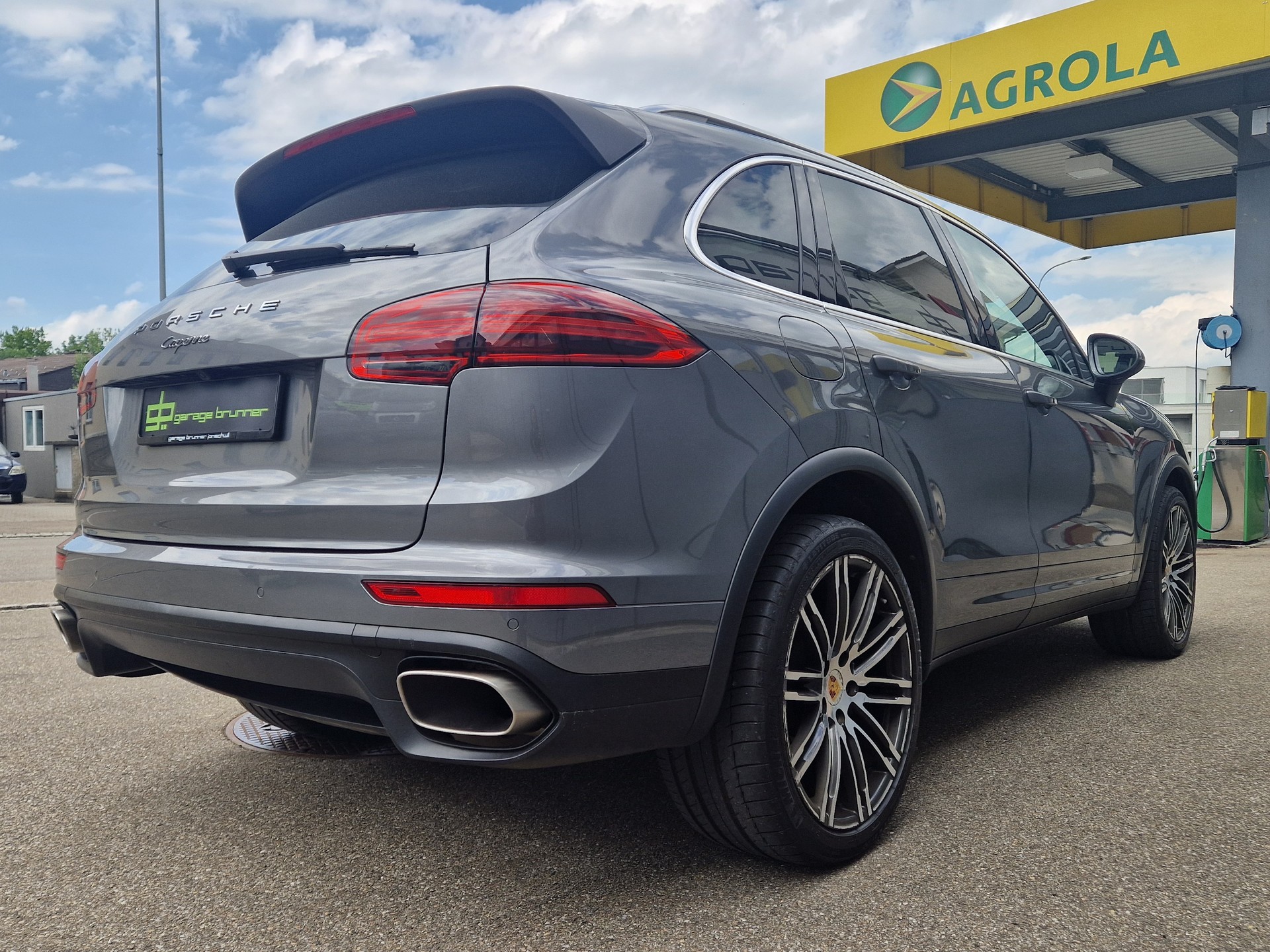 PORSCHE Cayenne Diesel-image-4